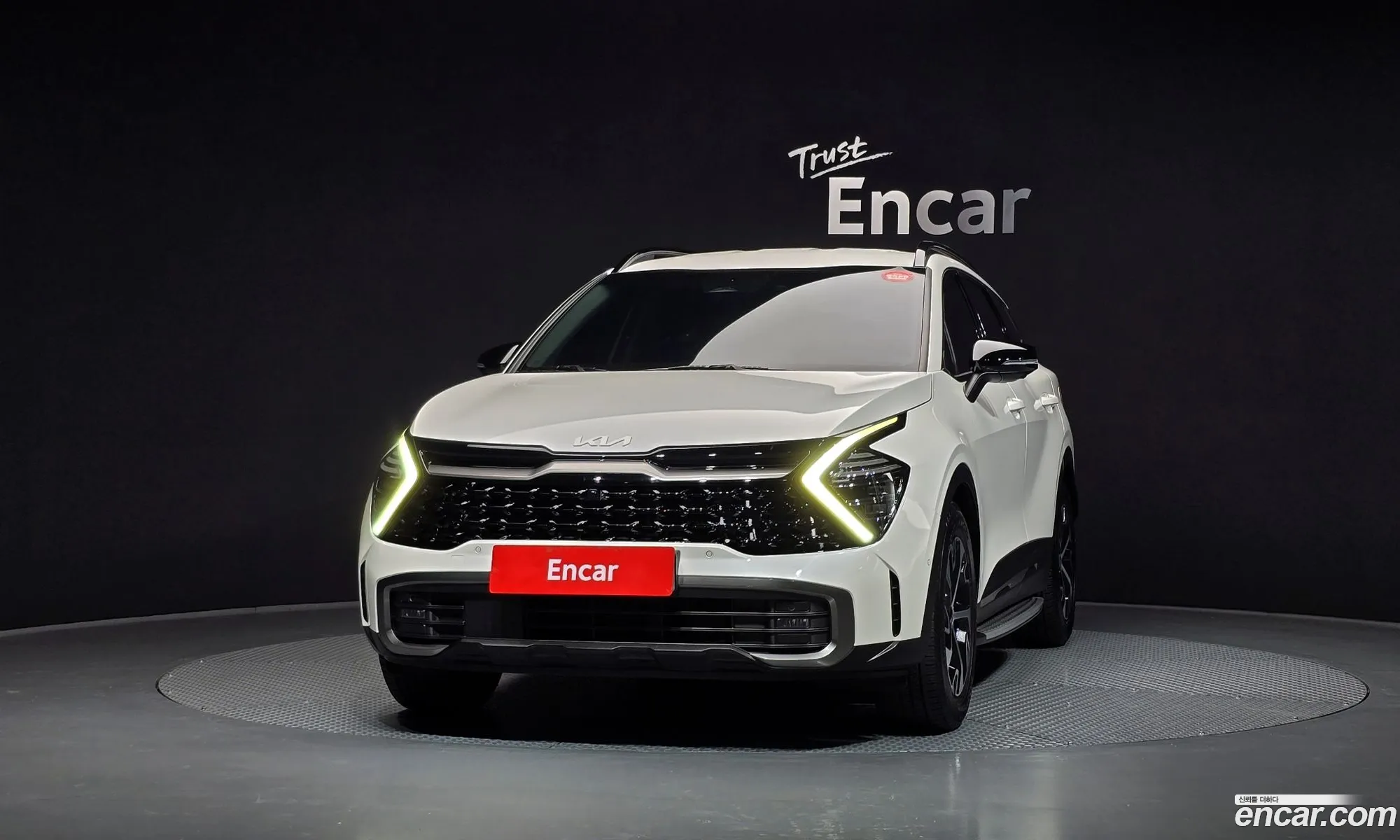 Kia Sportage Hybrid 2023 — 16