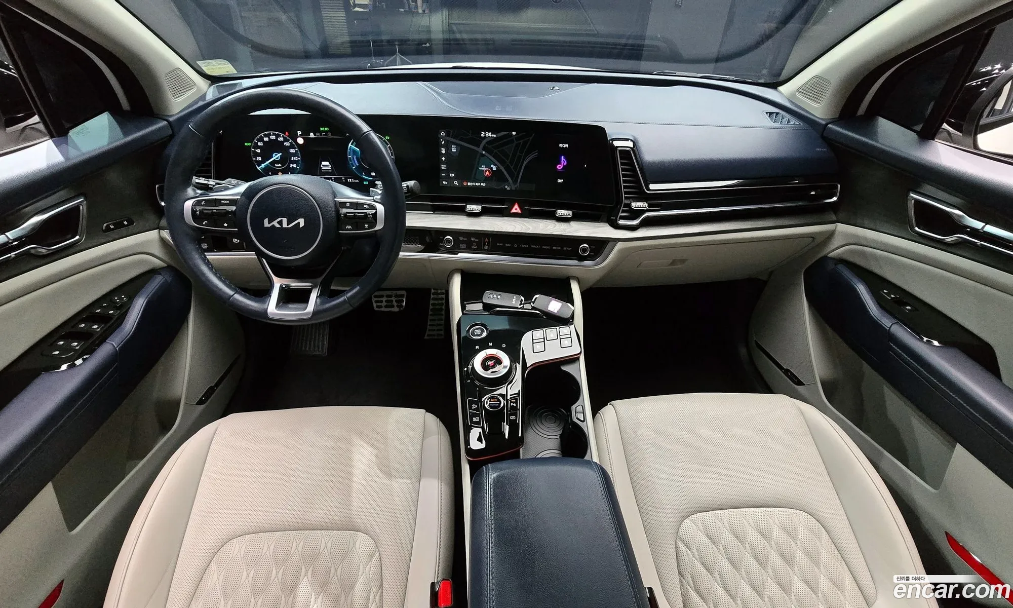Kia Sportage Hybrid 2023 — 11