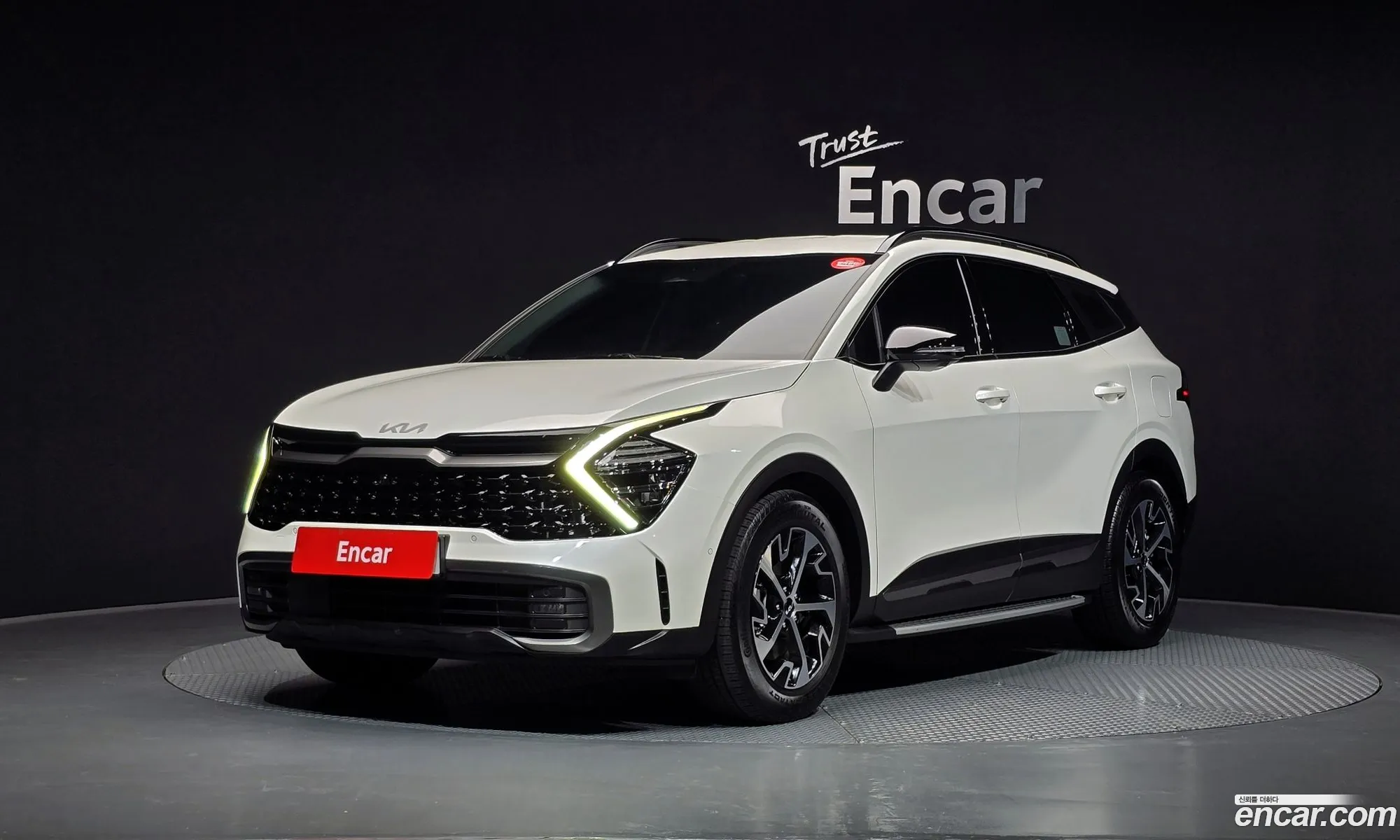 Kia Sportage Hybrid 2023 — 12
