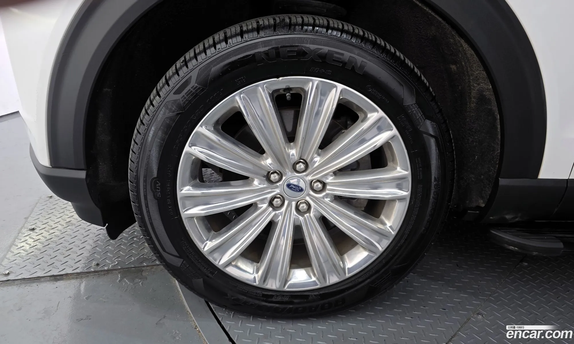 Ford Explorer 6th Gen 2022 1FM5K8FW4NNA00440 — 3
