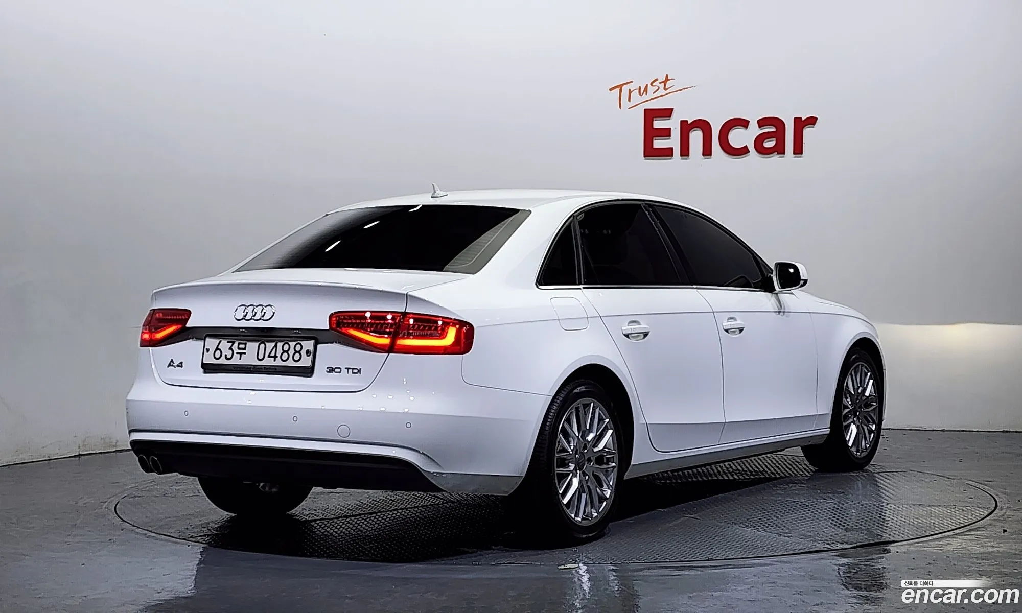 Audi A4 2015 WAUZZZ8K3GN004173 — 4