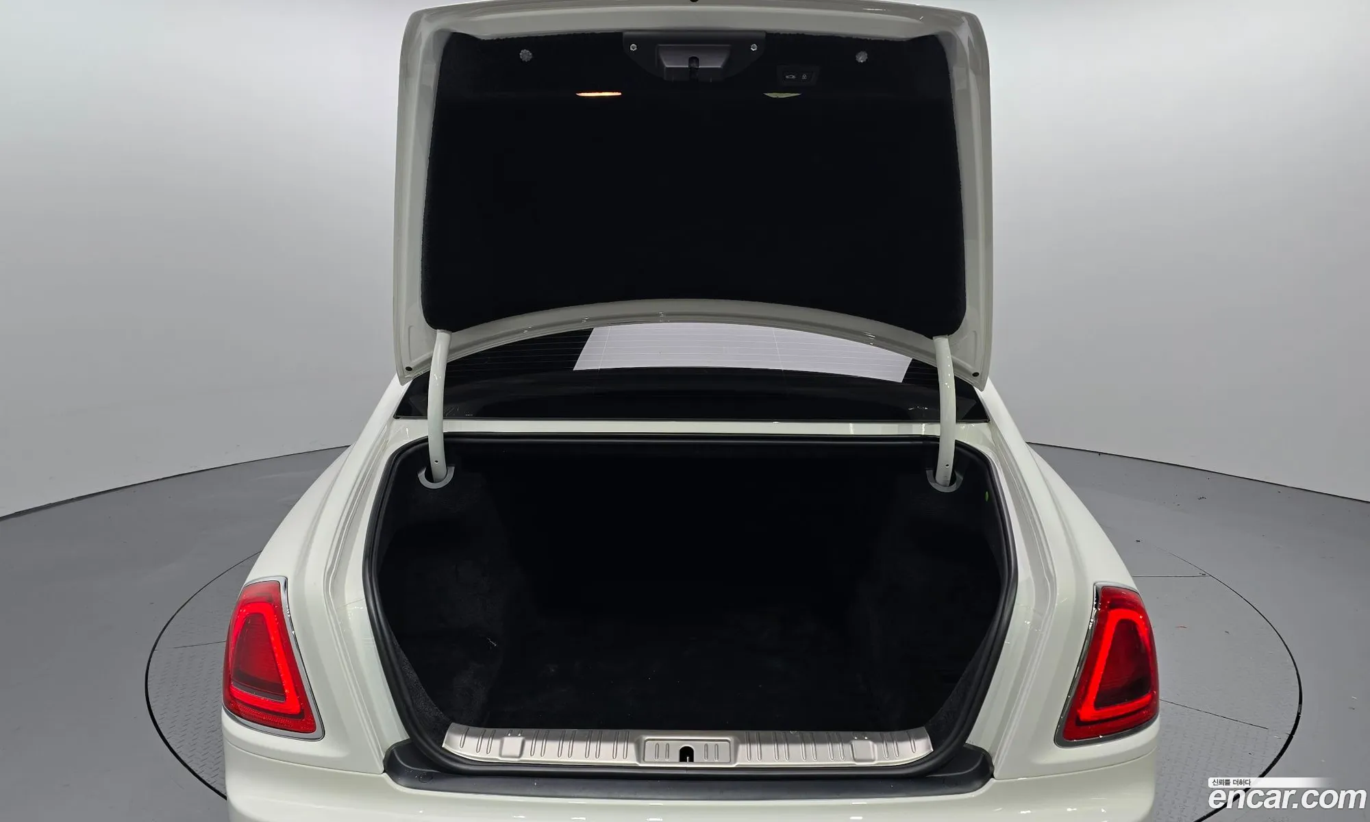Rolls-Royce Ghost 2020 SCAFK4100LUX44552 — 3
