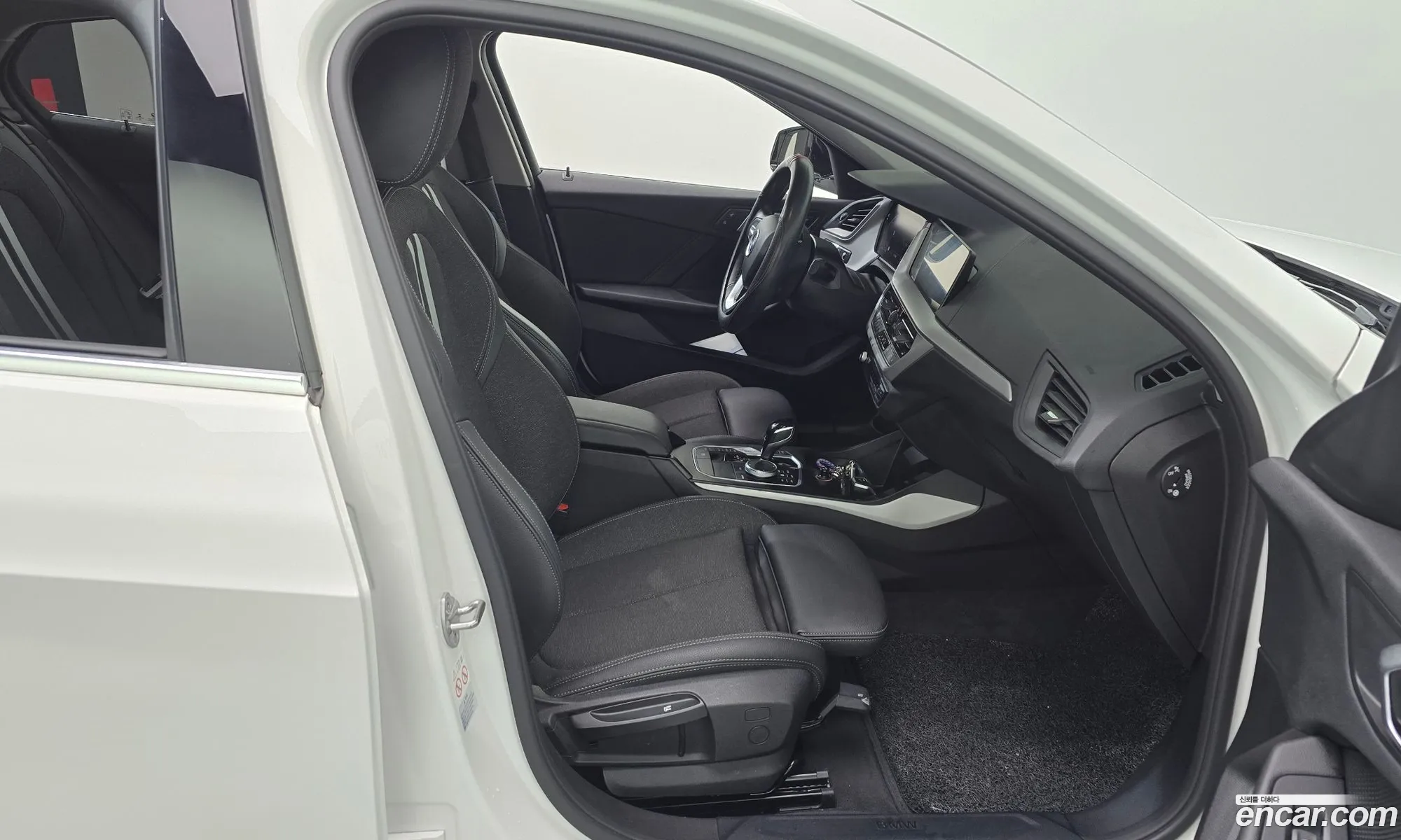 BMW 1 Series 2020 WBA7M9100M7G33598 — 19