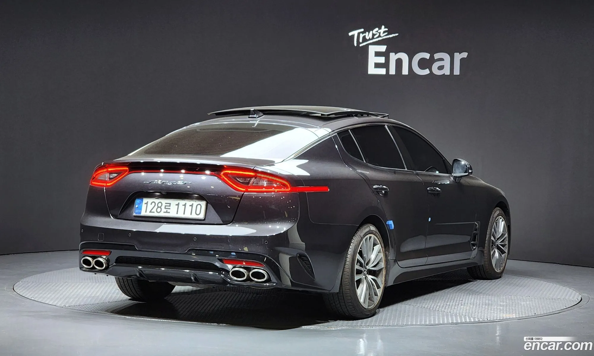 Kia Stinger 2017 — 16