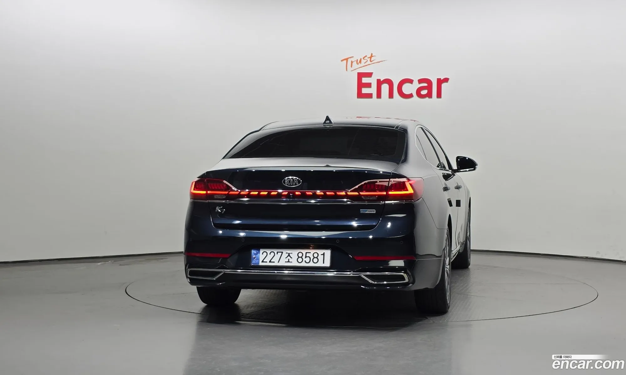 Kia K7 Premier Hybrid 2020 — 18