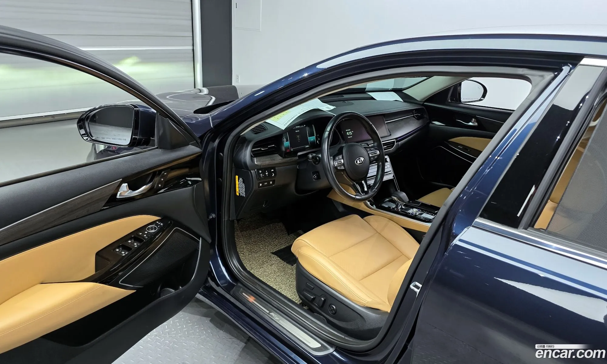 Kia K7 Premier Hybrid 2020 — 13