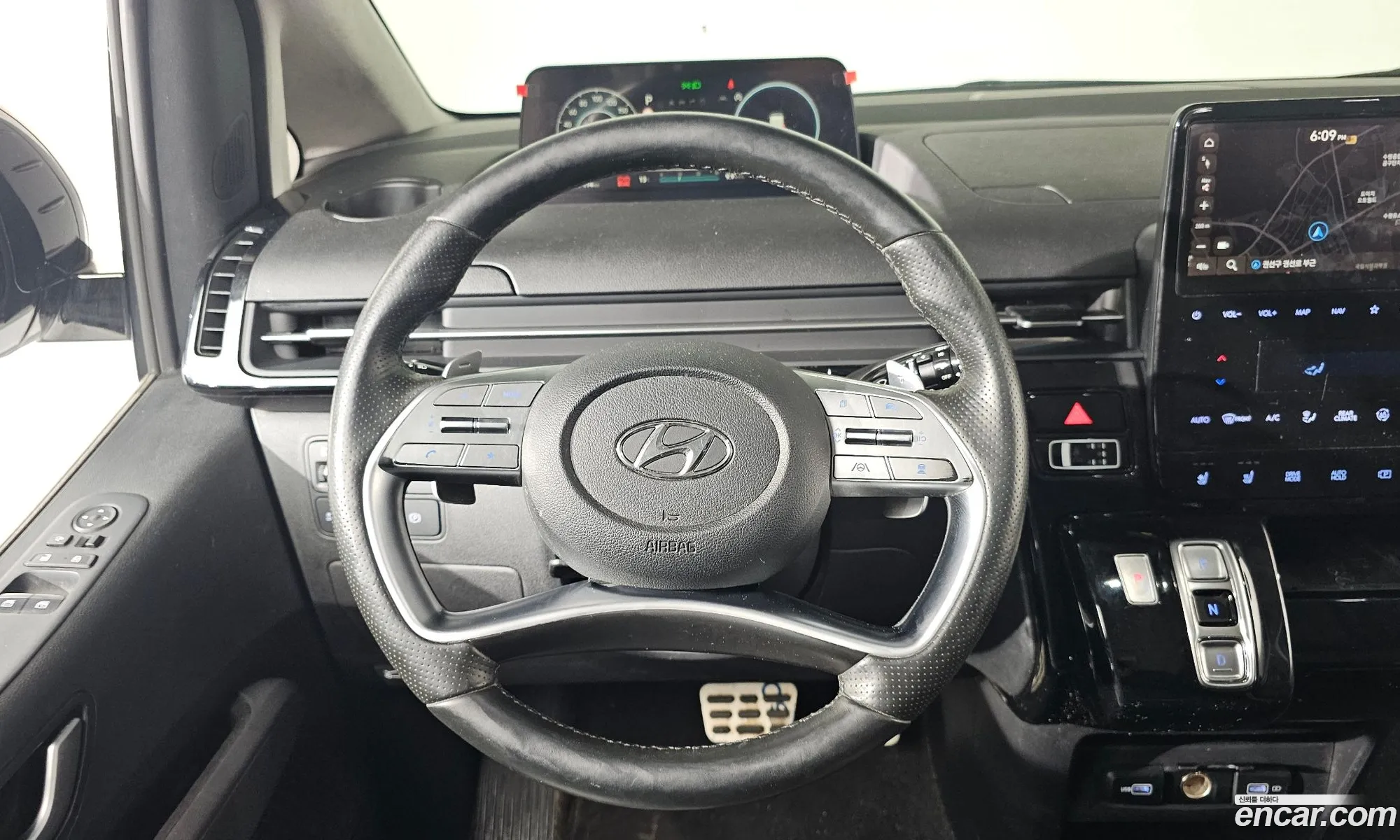 Hyundai Staria 2021 — 10