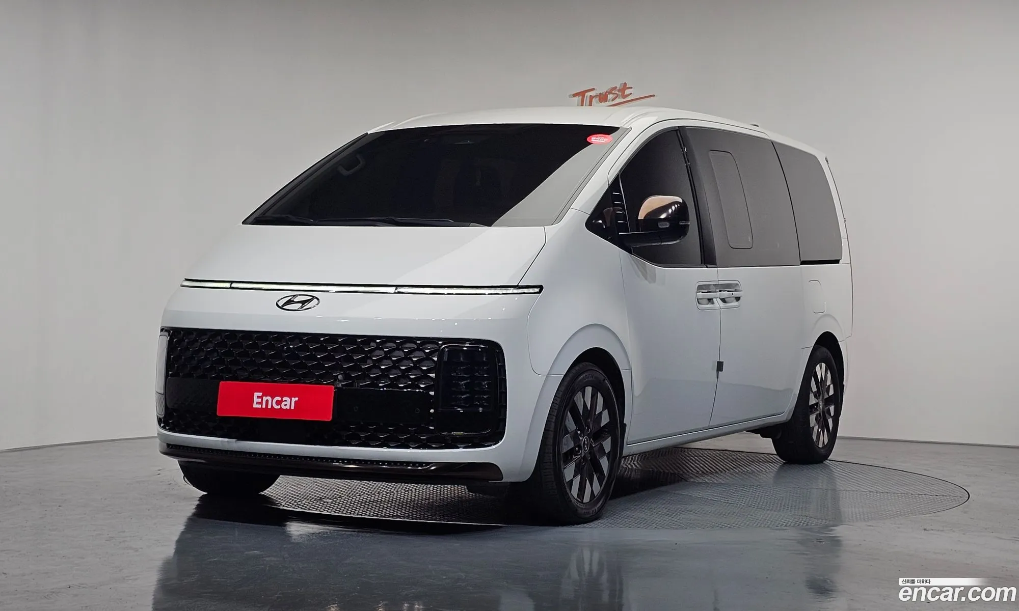 Hyundai Staria 2021 — 12