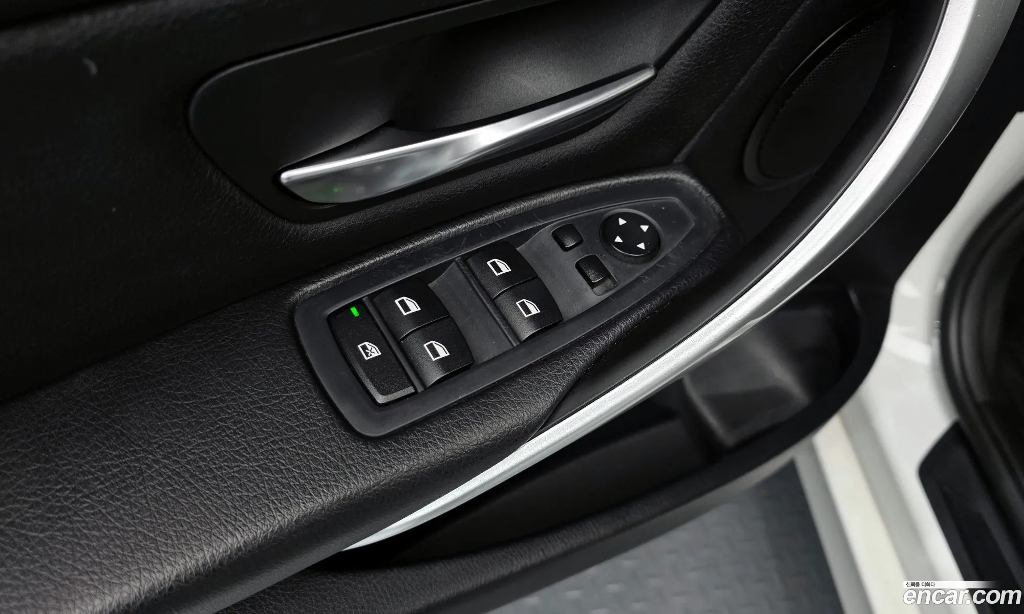 BMW 3 Series 2012 WBA3B1101DF384575 — 4