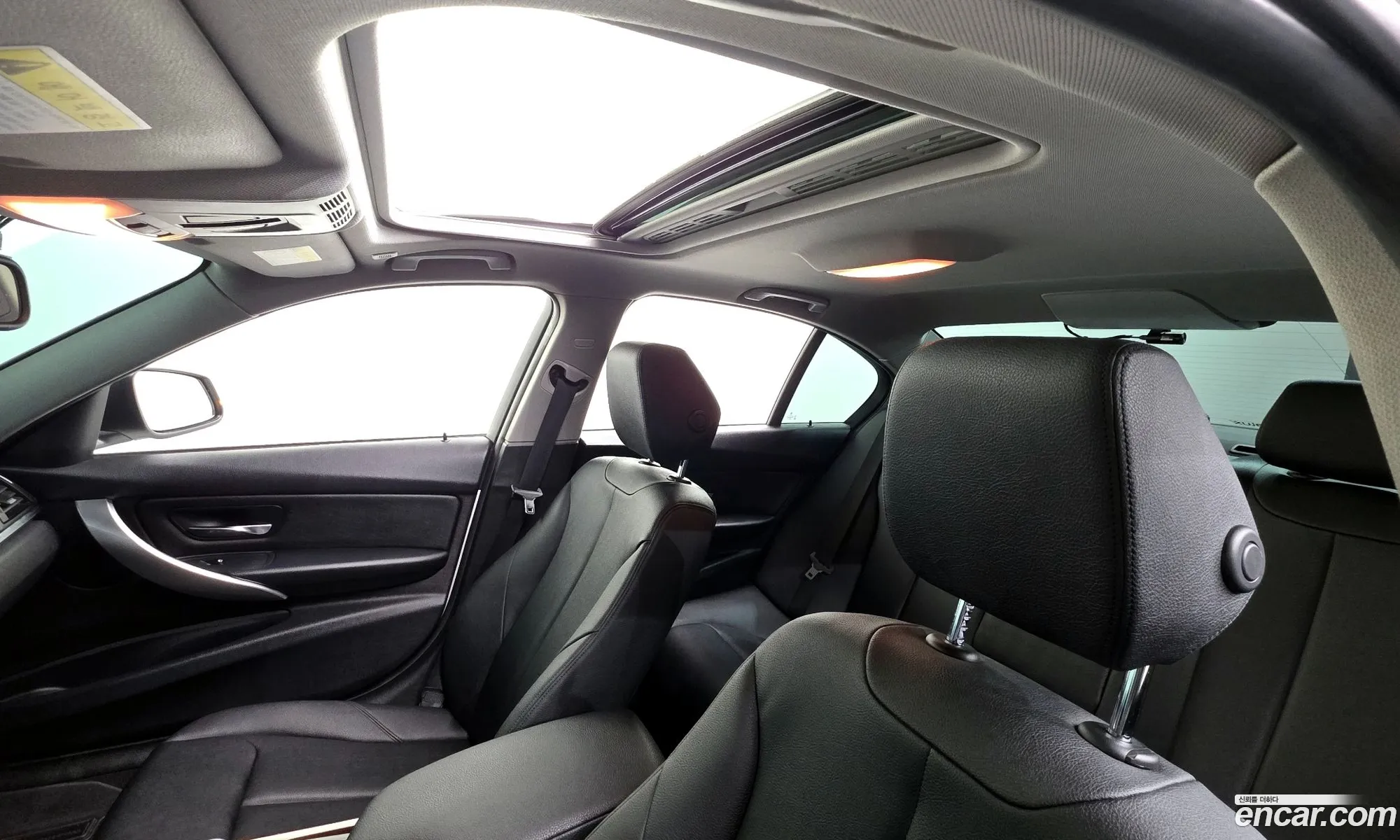 BMW 3 Series 2012 WBA3B1101DF384575 — 2