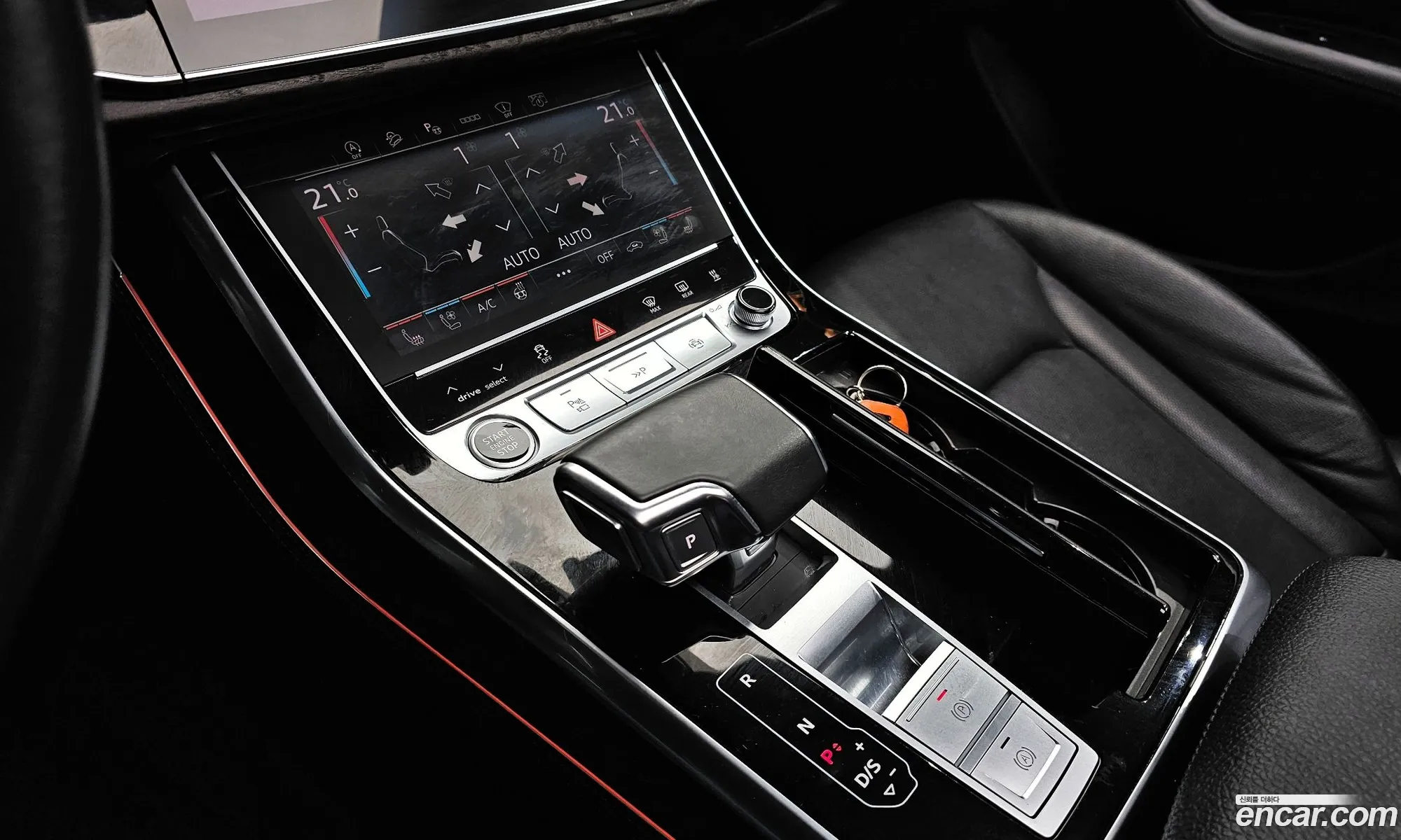 Audi Q8 2021 WAUZZZF14MD043687 — 18