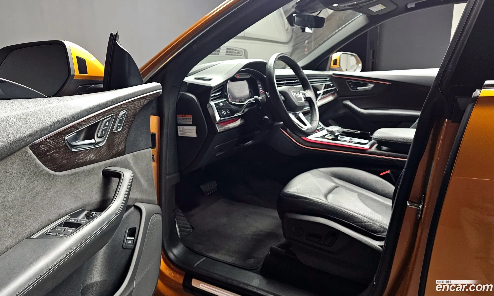 Audi Q8 2021 WAUZZZF14MD043687 — 4