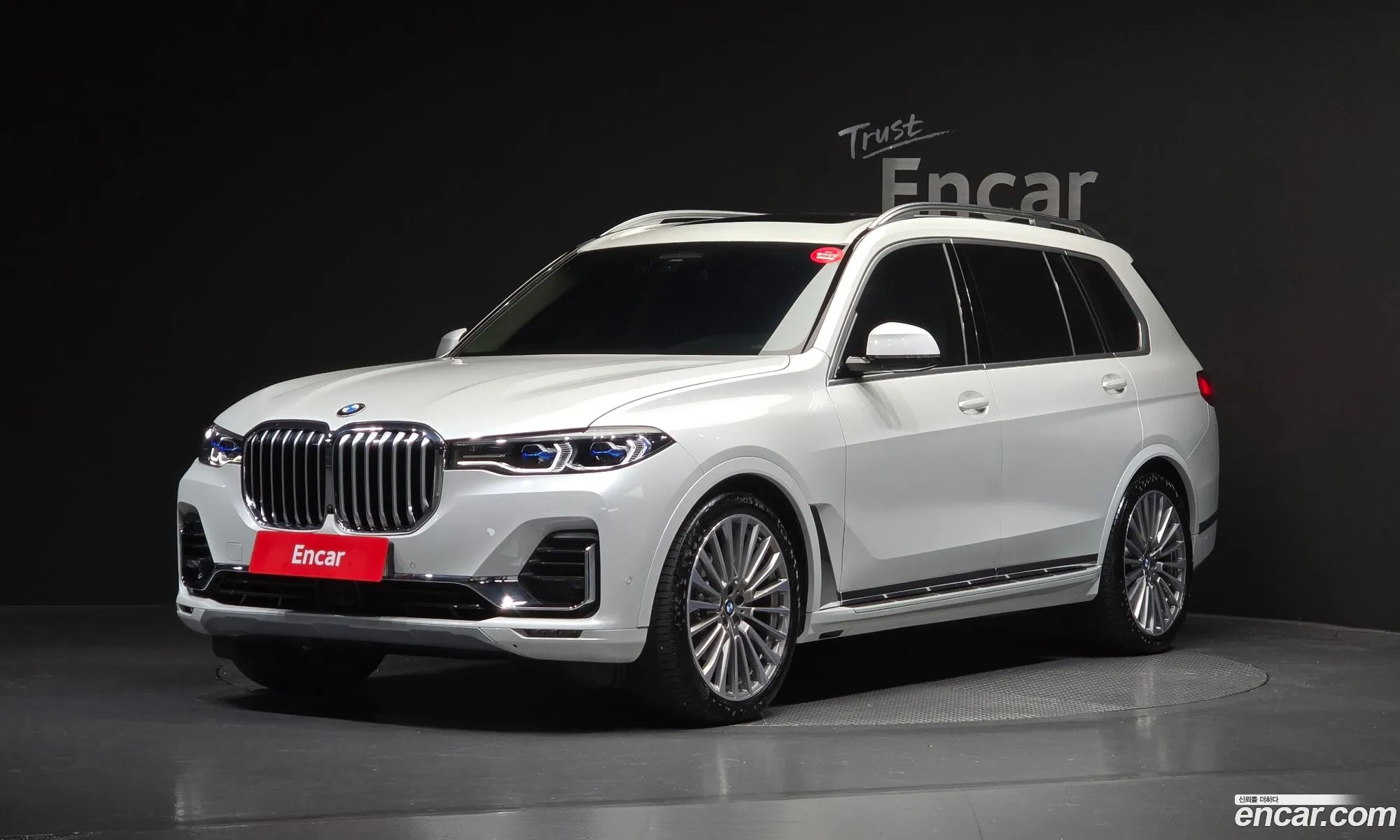 BMW X7 2022 — 18