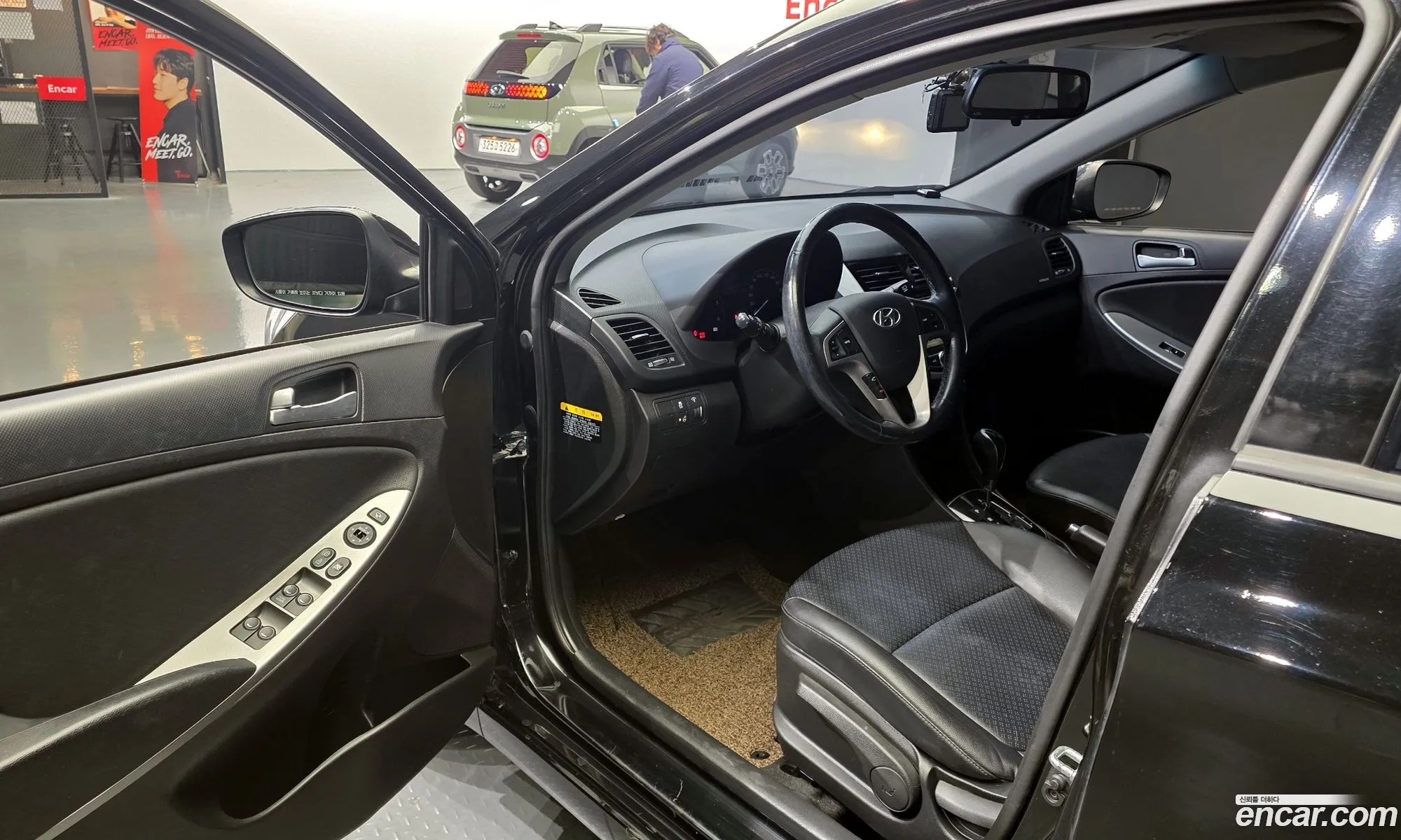 Hyundai Accent 2016 — 10