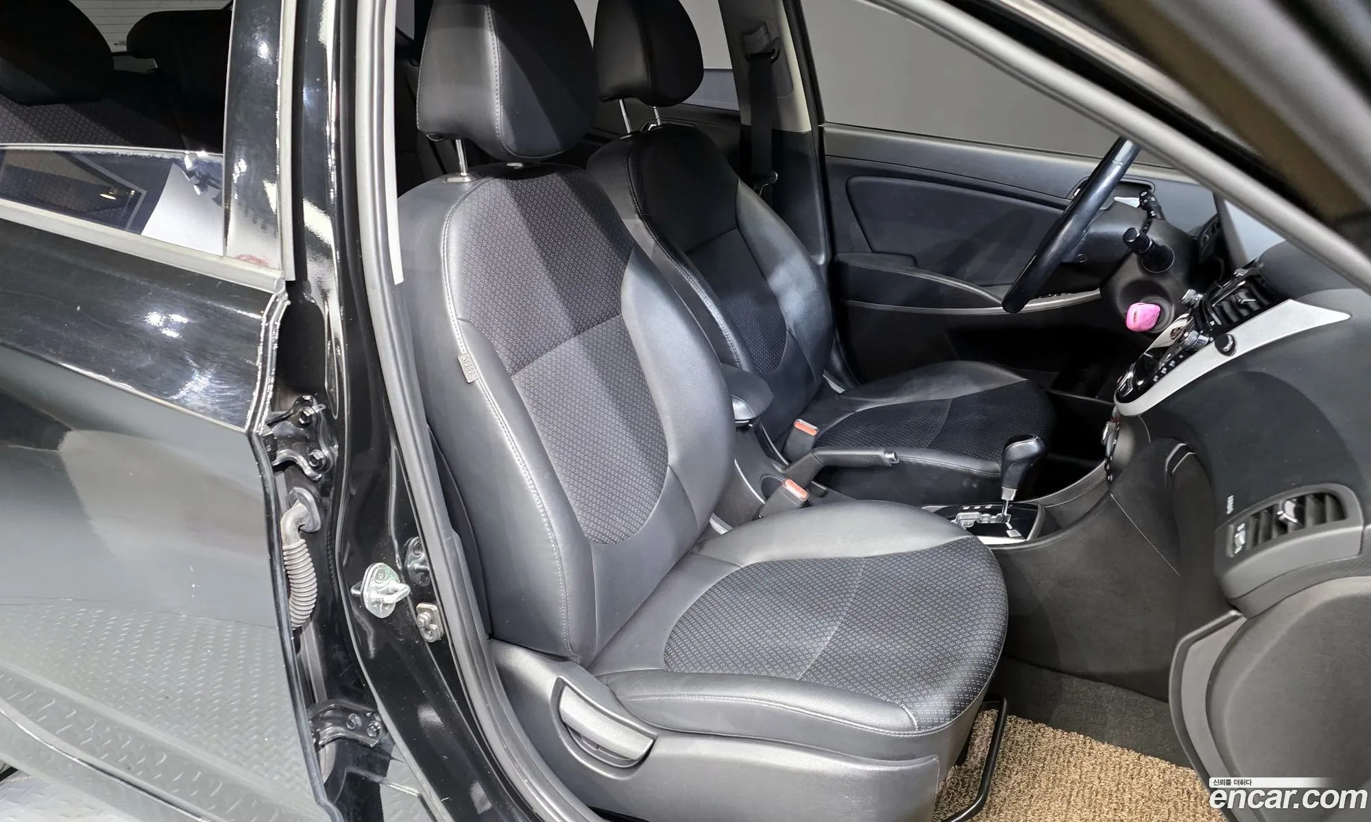Hyundai Accent 2016 — 15