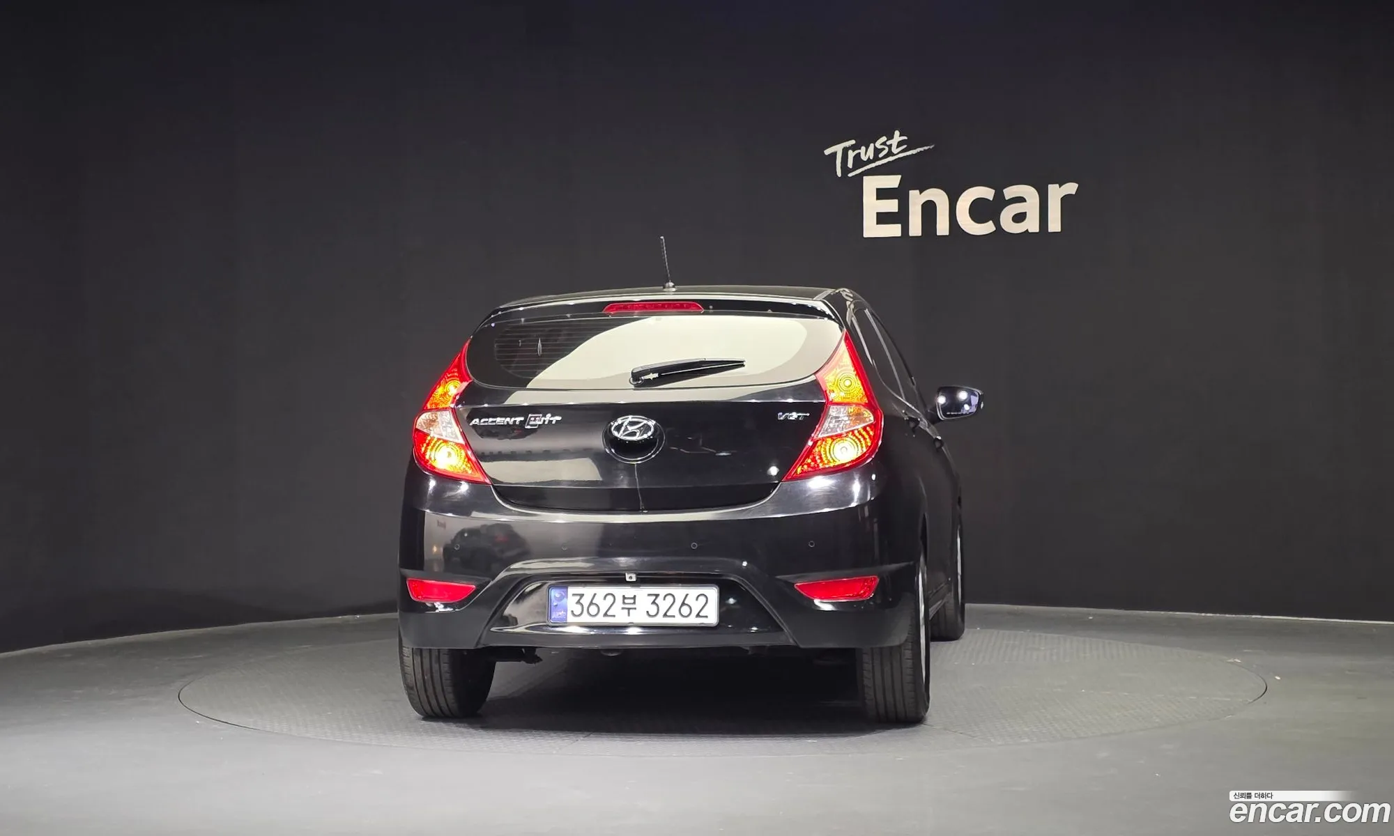 Hyundai Accent 2016 — 3