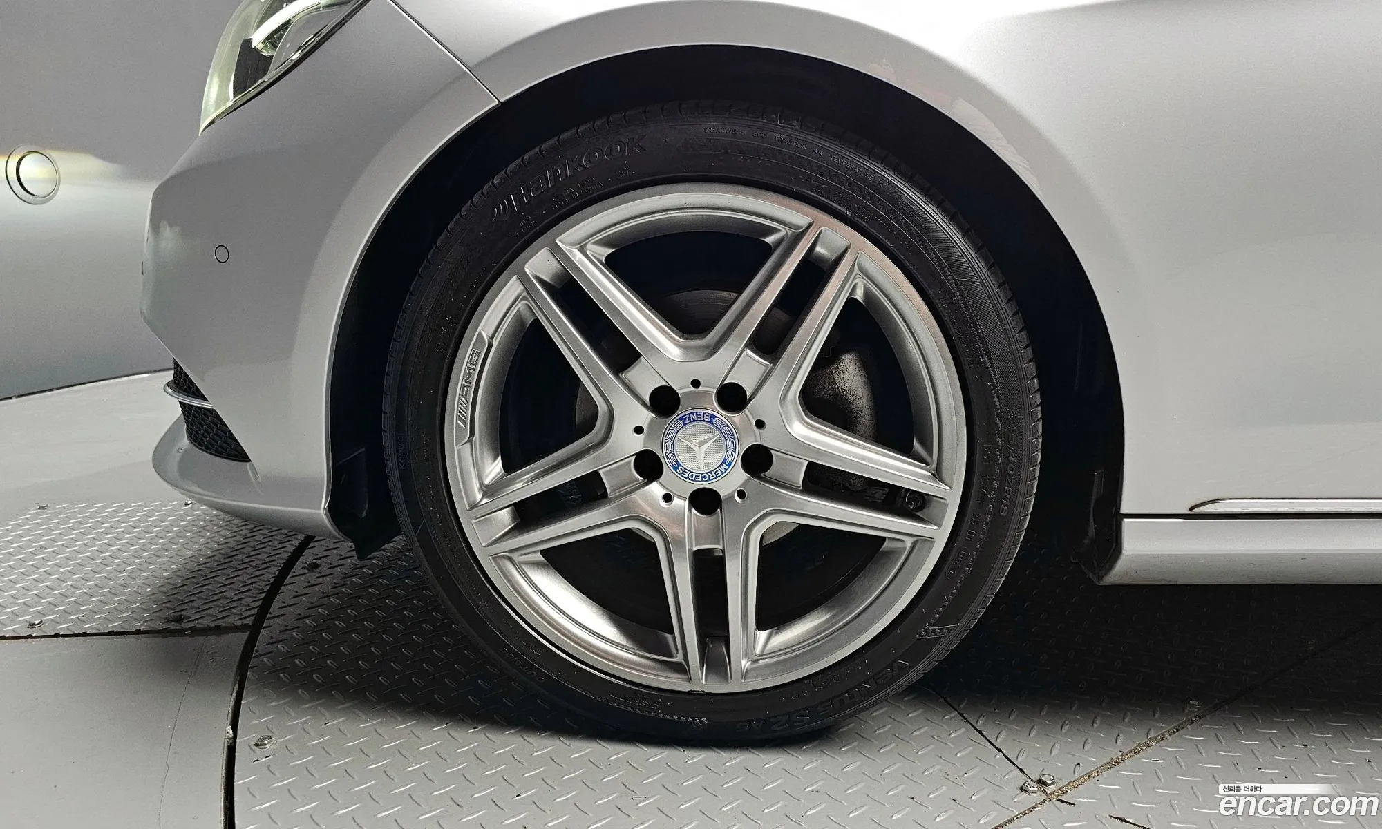 Mercedes-Benz E-Class W212 2013 WDDHF0CB7EA866168 — 10