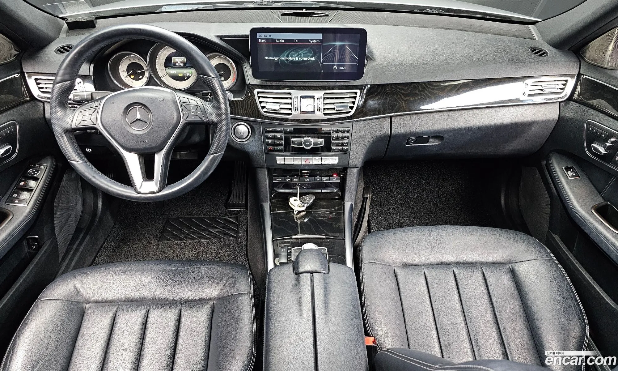 Mercedes-Benz E-Class W212 2013 WDDHF0CB7EA866168 — 9