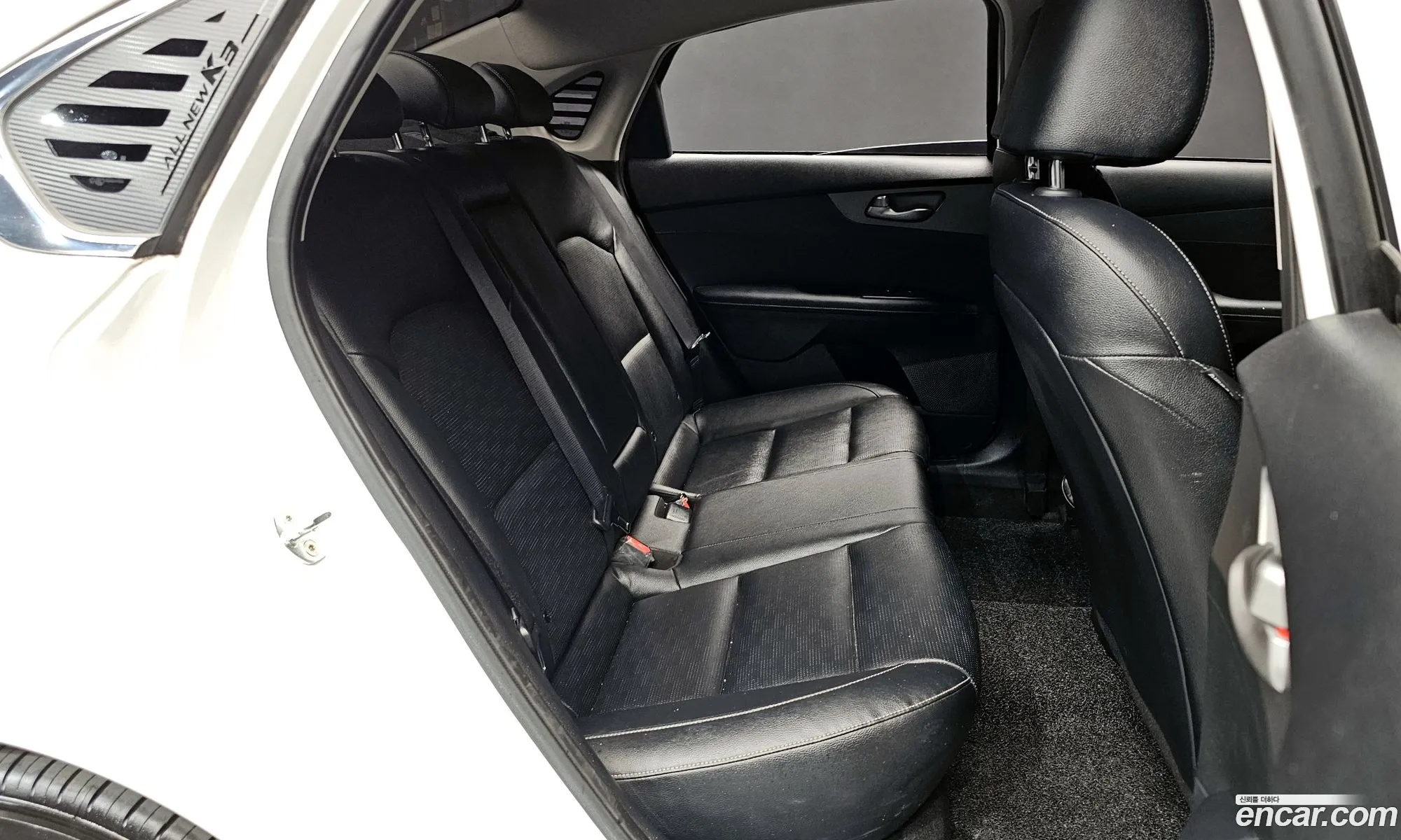 Kia K3 2018 — 12