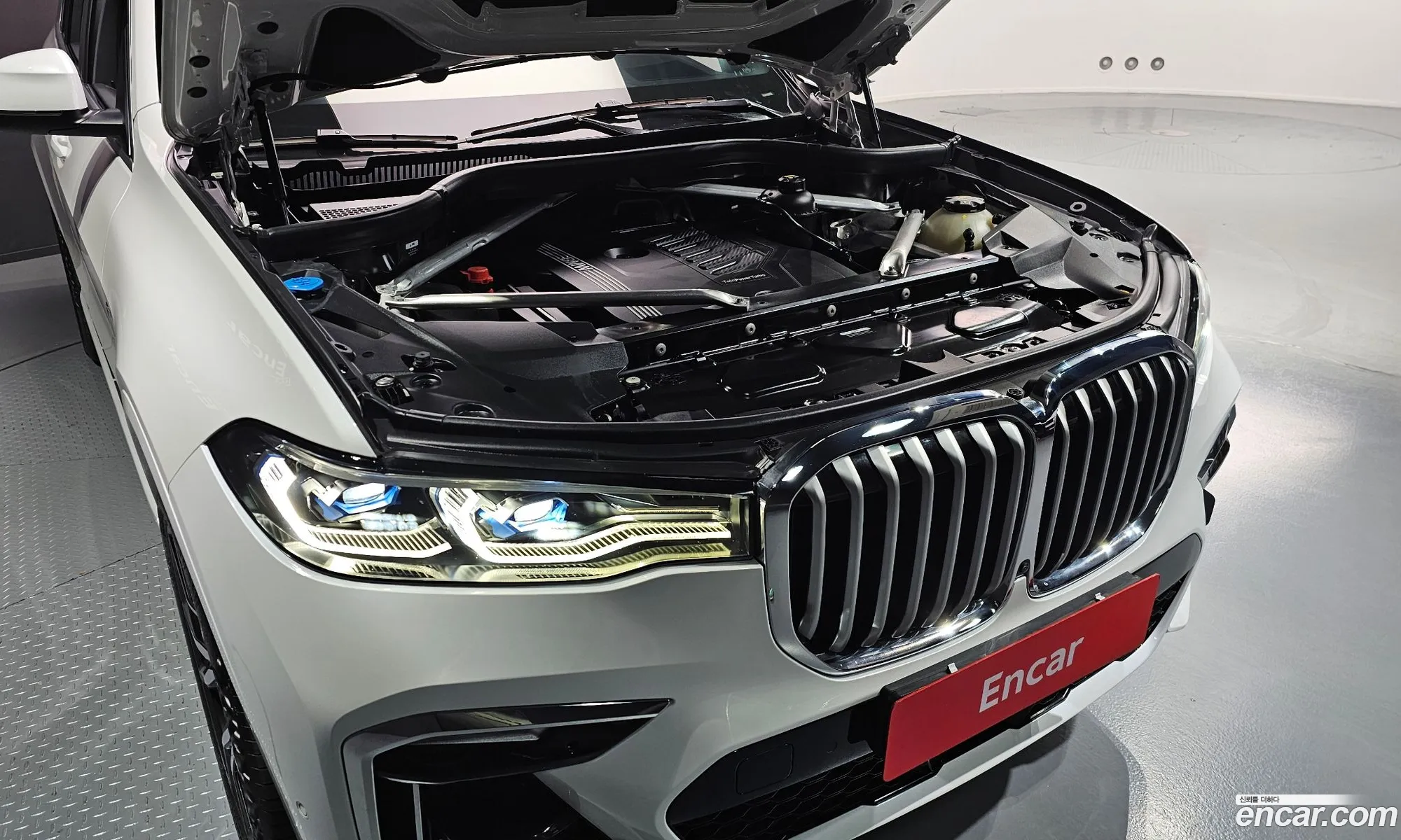 BMW X7 2022 — 8