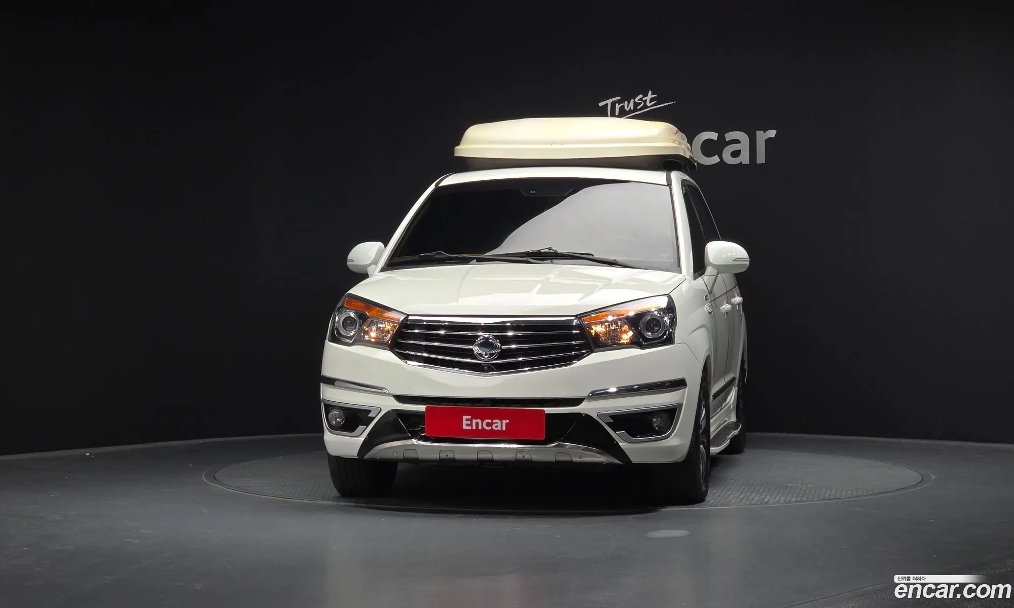 KG Mobility (SsangYong) Korando Turismo 2017 — 18