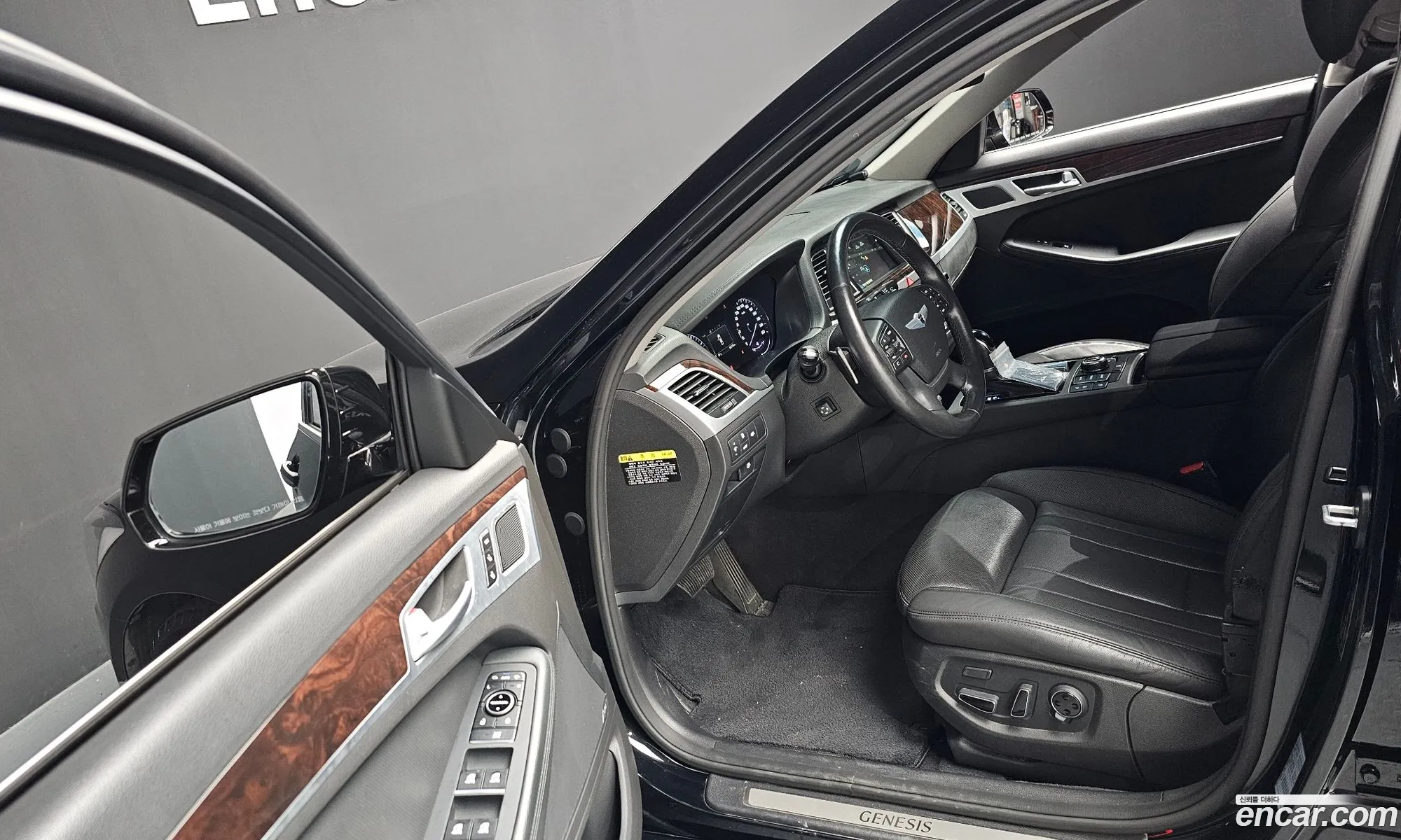 Hyundai Genesis DH 2014 — 11