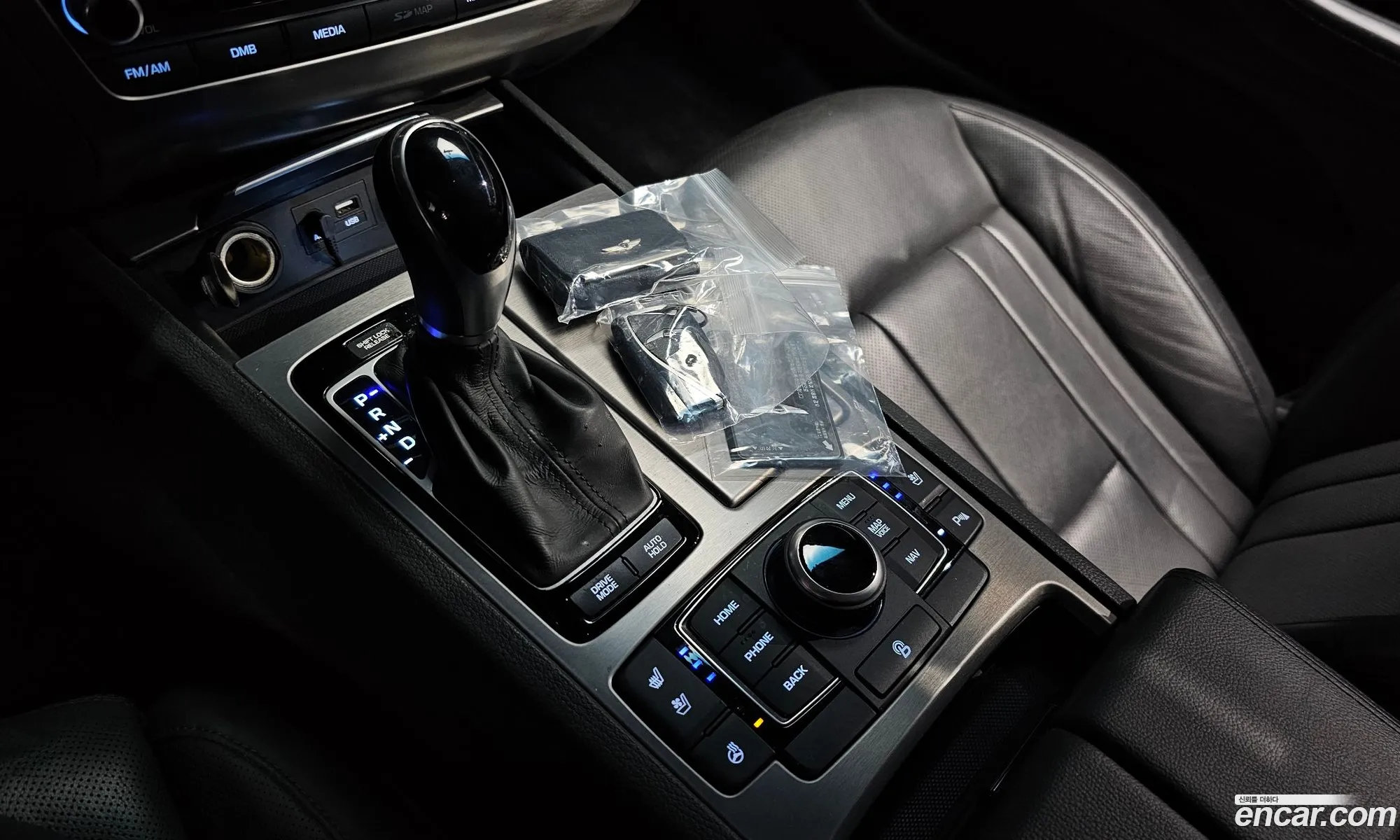 Hyundai Genesis DH 2014 — 13