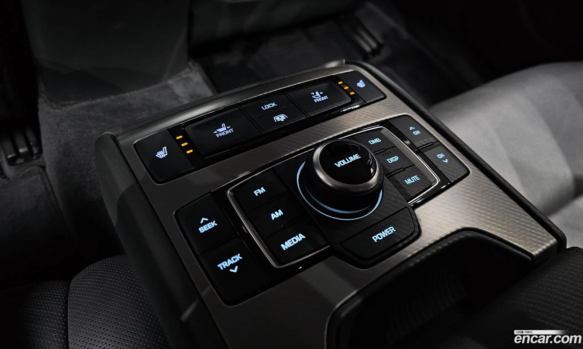 Hyundai Genesis DH 2014 — 18