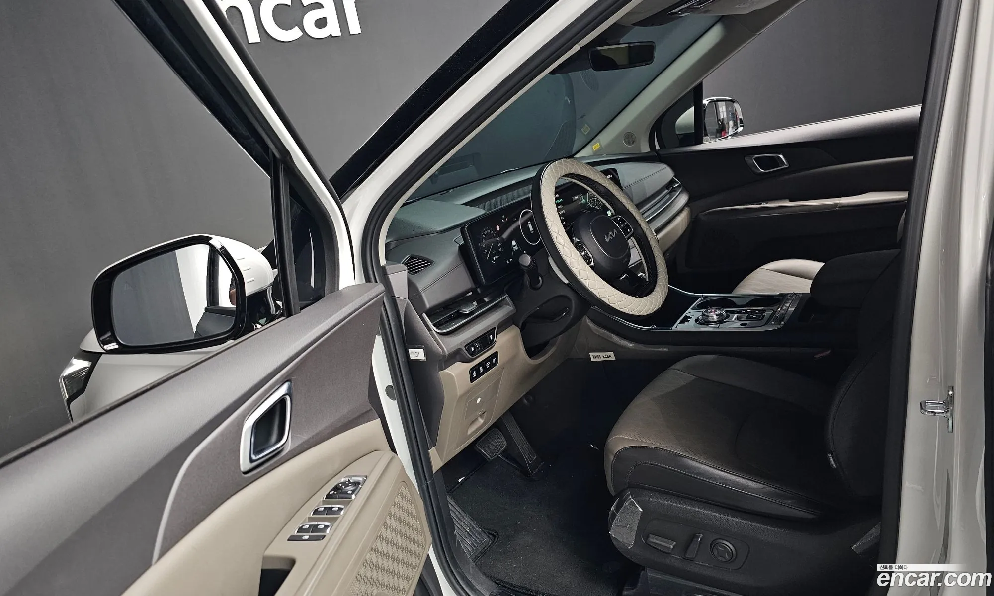 Kia Carnival 2024 — 15