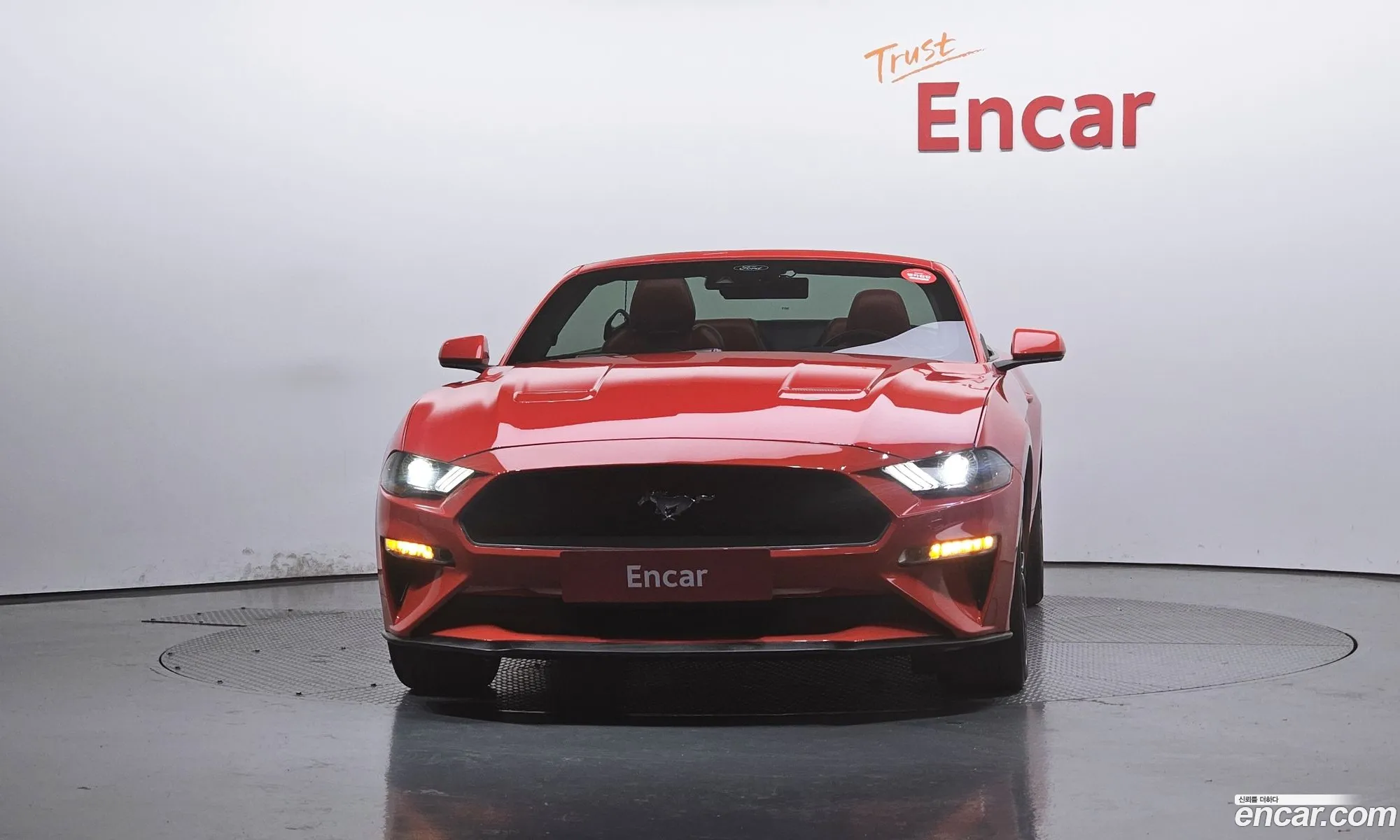 Ford Mustang 2021 — 17
