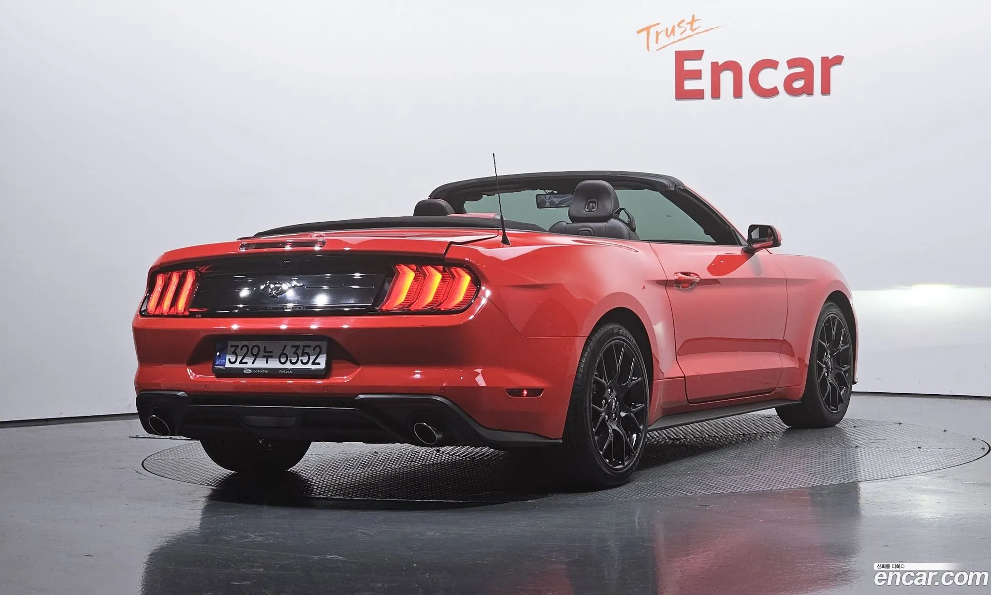 Ford Mustang 2021 — 3