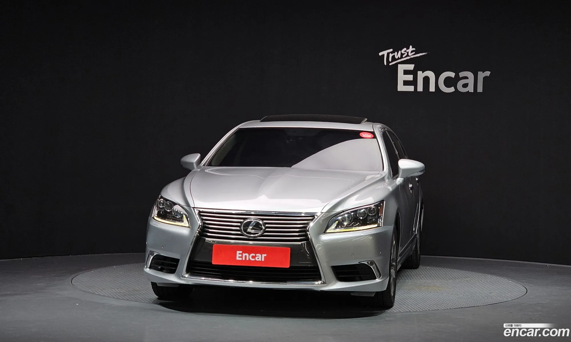 Lexus LS460 2014 — 11