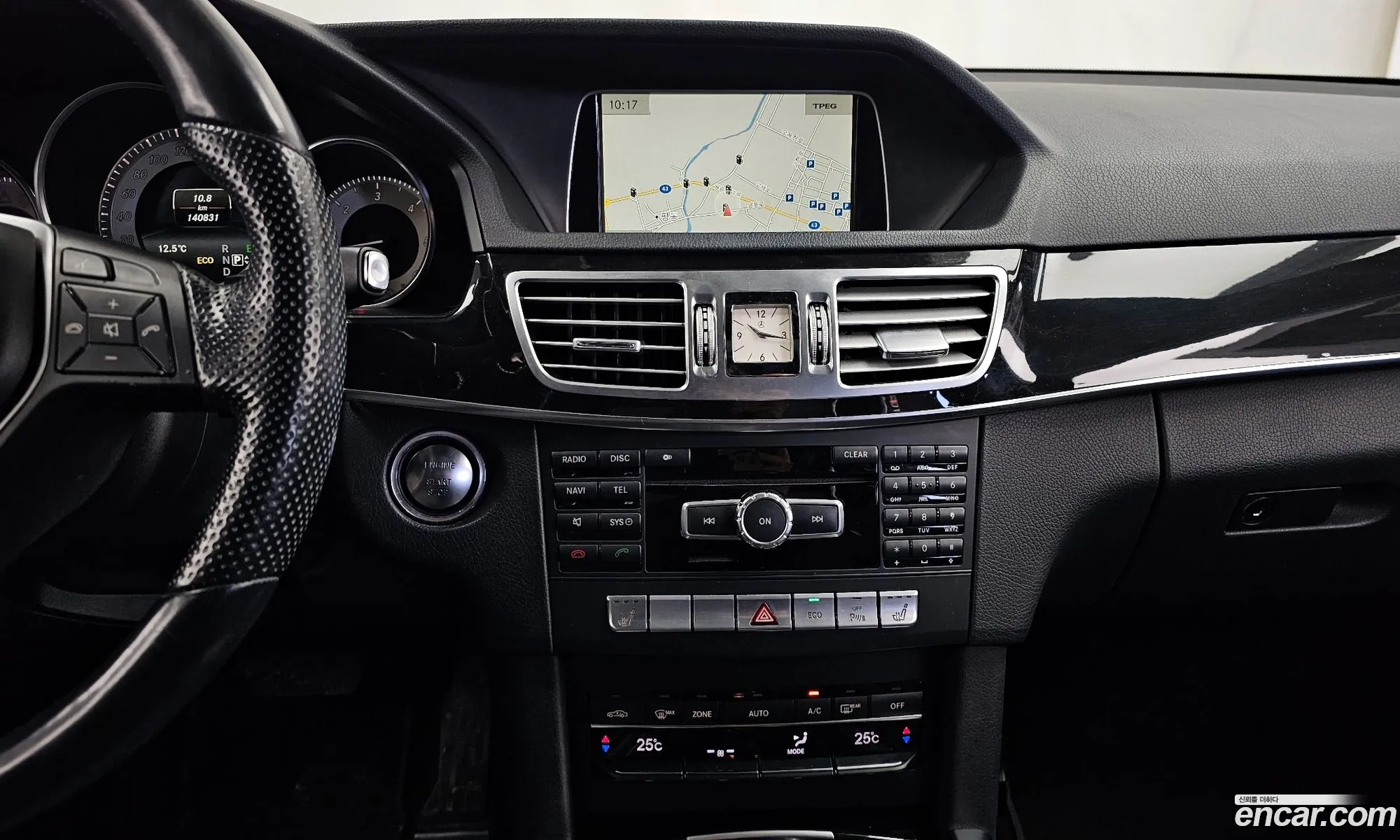 Mercedes-Benz E-Class W212 2014 WDDHF8CB7EB047203 — 2