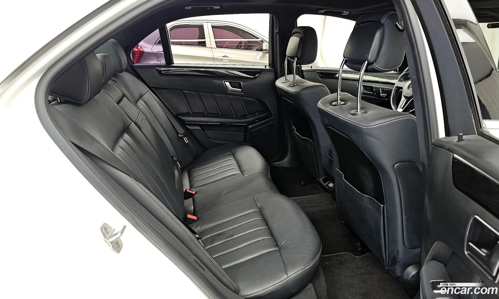 Mercedes-Benz E-Class W212 2014 WDDHF8CB7EB047203 — 5