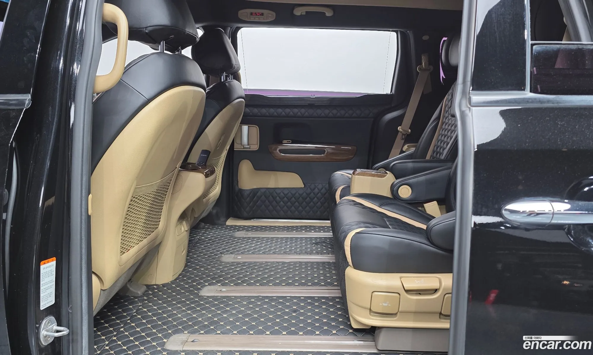 Kia Carnival 2017 — 20