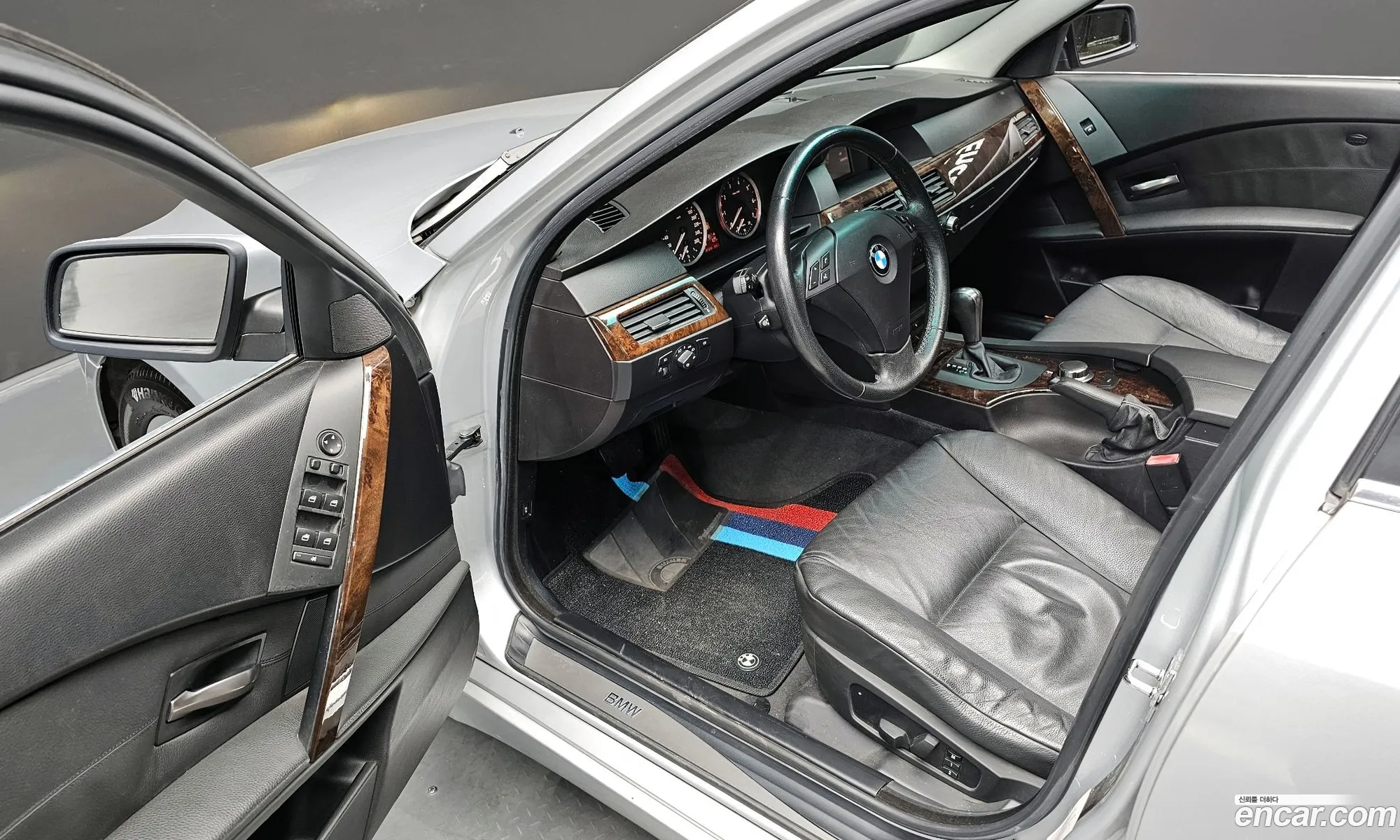 BMW 5 Series 2006 — 19