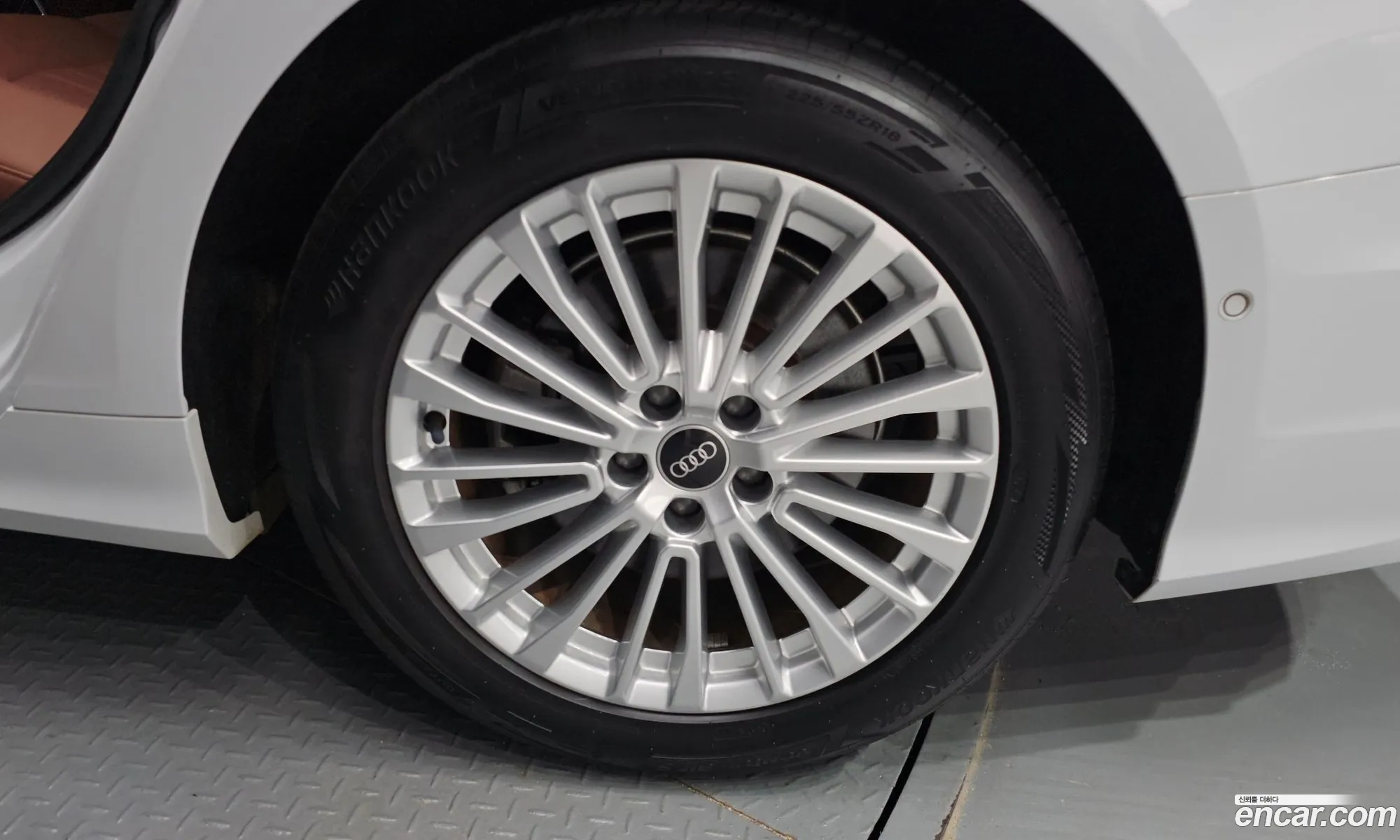 Audi A6 2021 WAUZZZF22MN042881 — 4