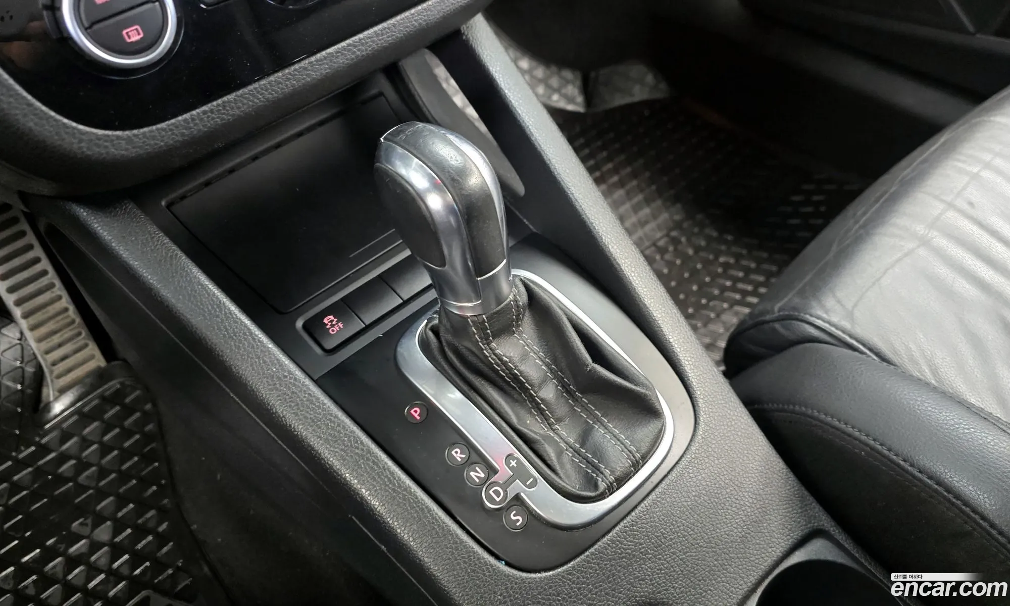 Volkswagen Scirocco 2012 WVWZZZ13ZDV007471 — 9