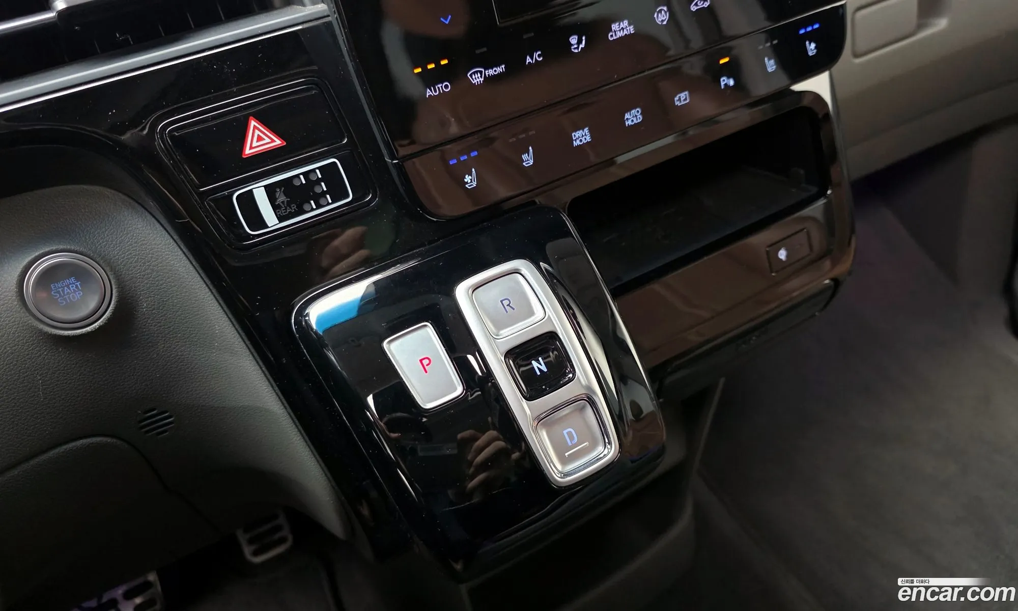 Hyundai Staria 2023 — 6