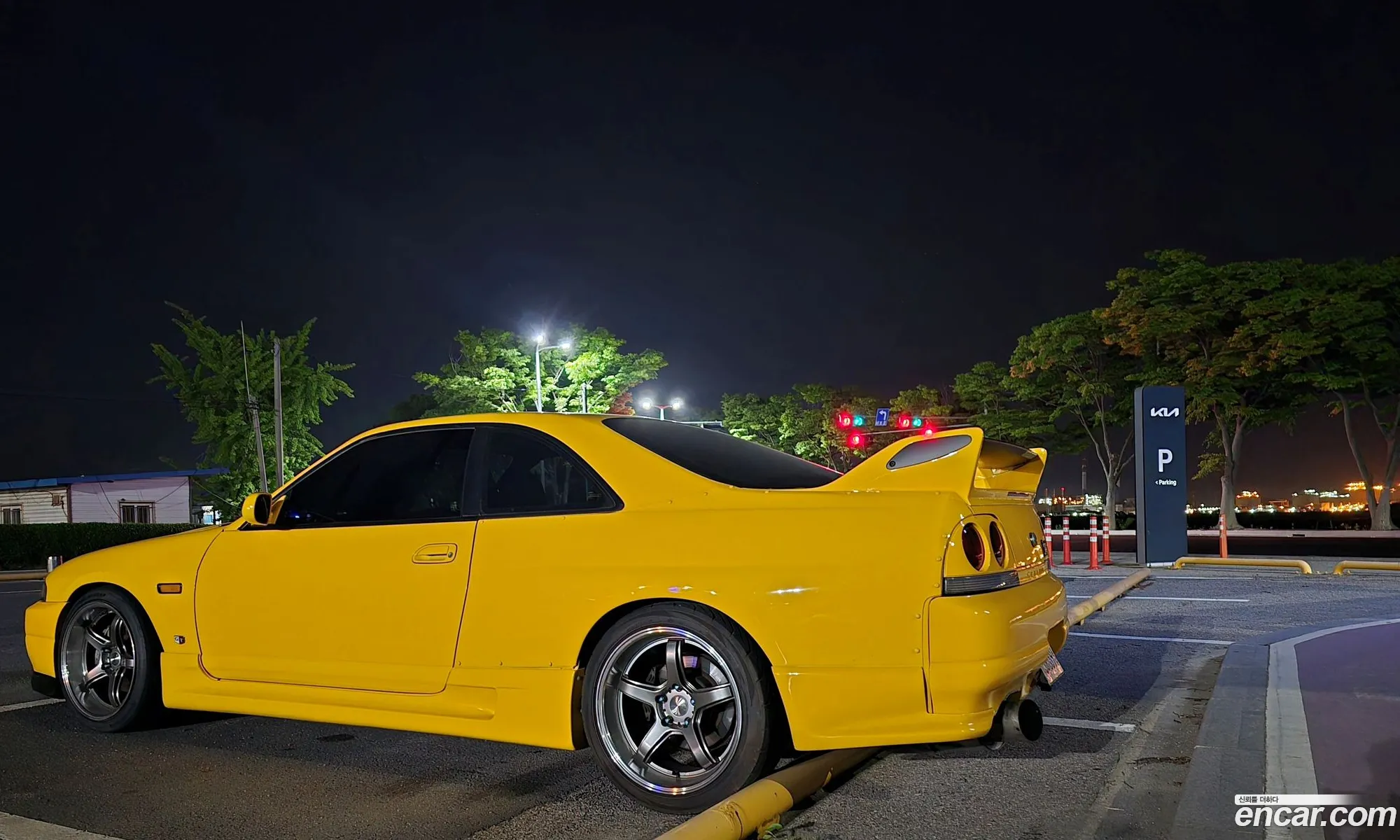 Nissan Skyline 1996 — 3