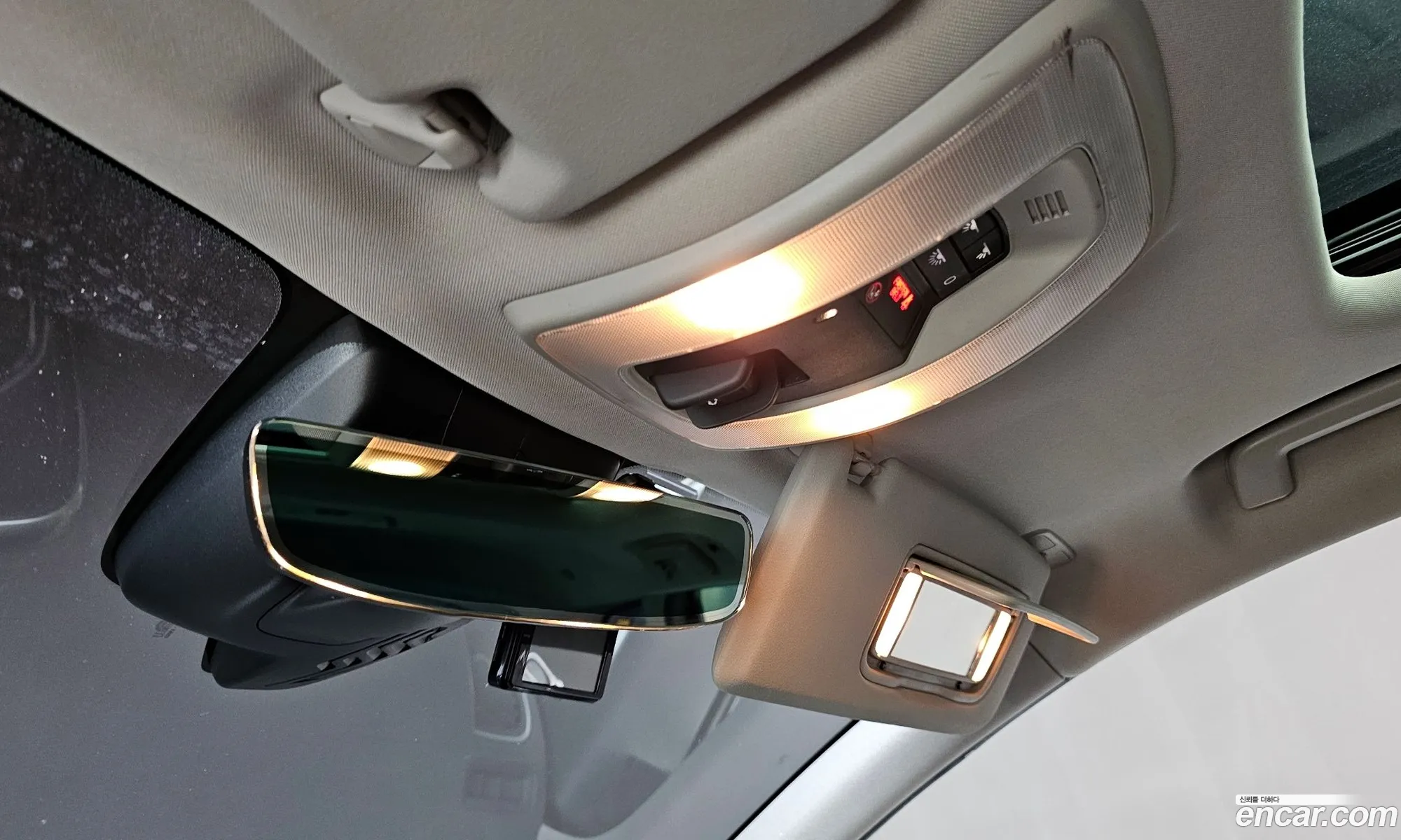 Volvo XC60 2017 YV1DZARBDH2121344 — 10