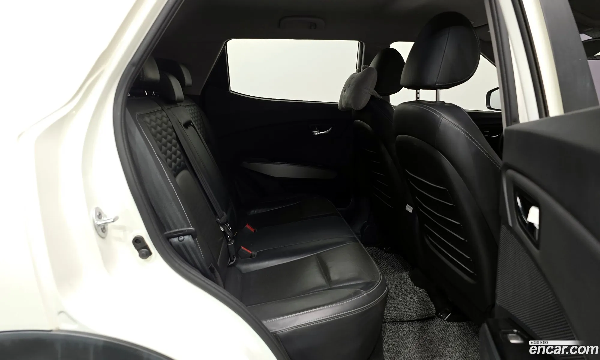 KG Mobility (SsangYong) Tivoli Armour 2018 — 13
