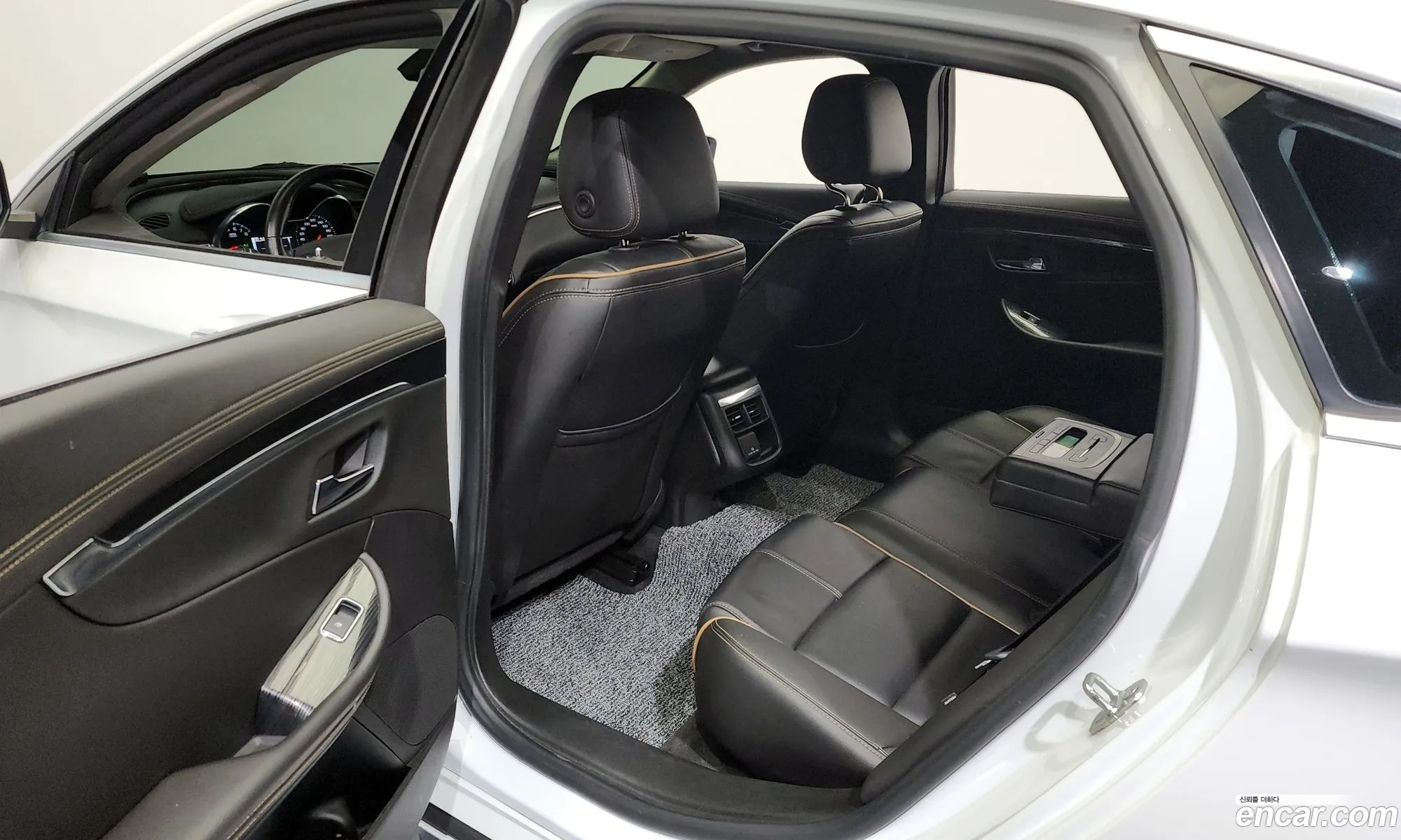 Chevrolet (GM Daewoo) Impala 2016 — 9