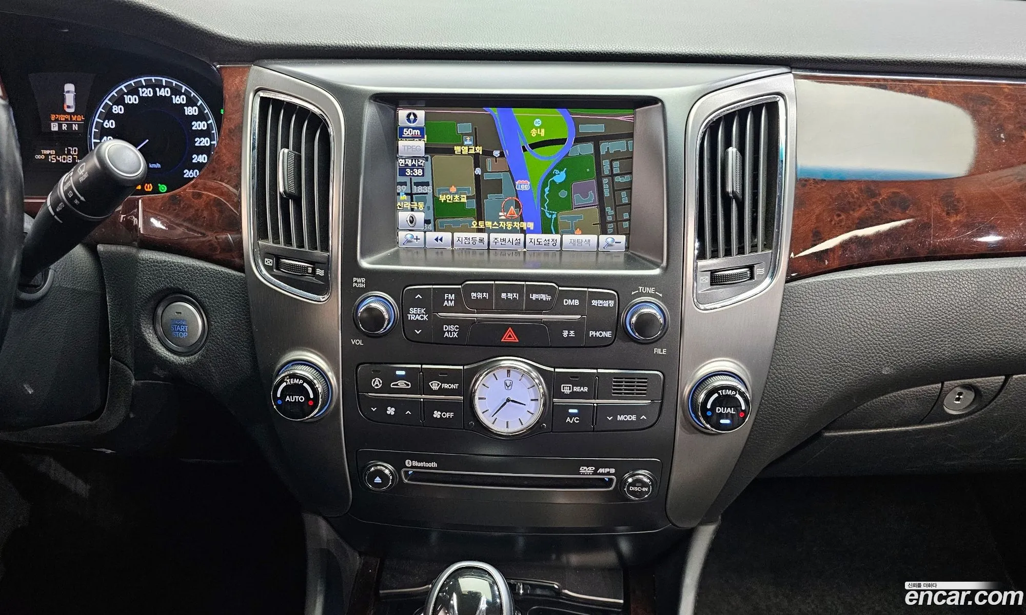 Hyundai Equus 2011 — 10
