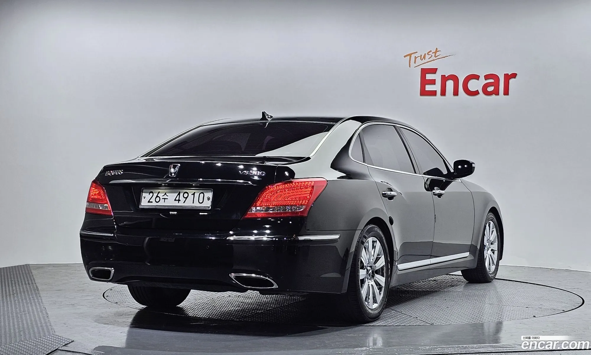Hyundai Equus 2011 — 16