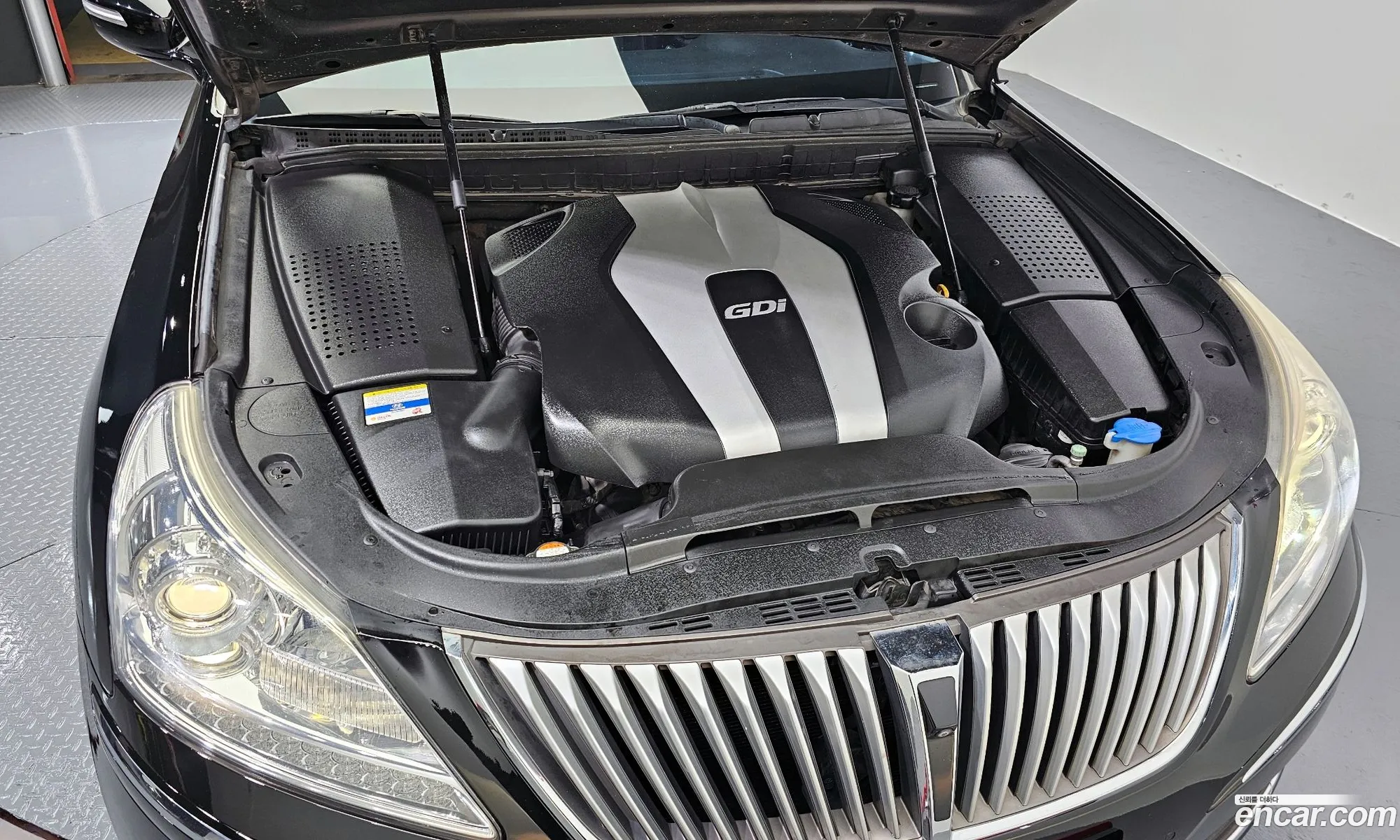 Hyundai Equus 2011 — 18