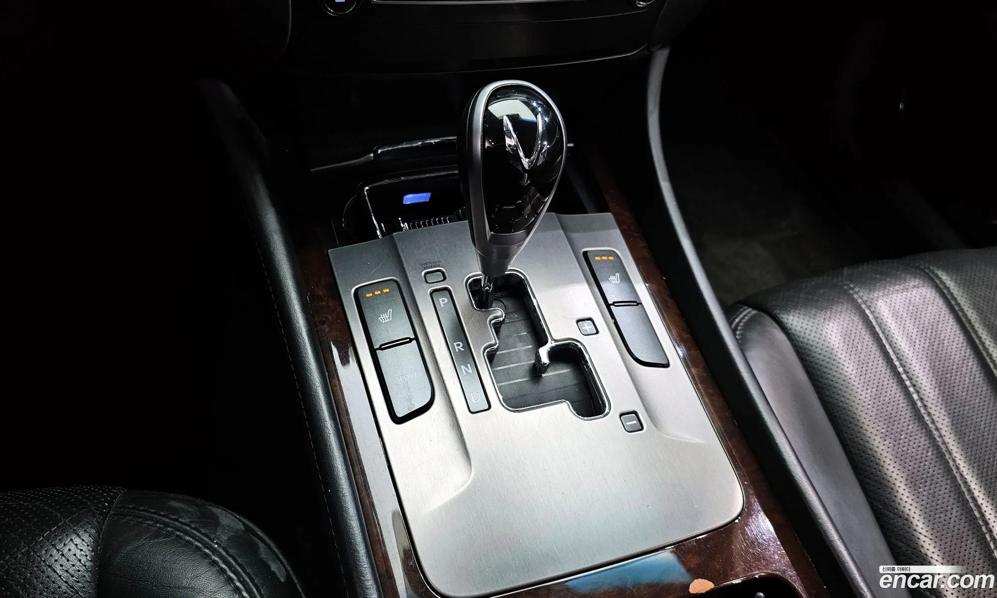 Hyundai Equus 2011 — 8