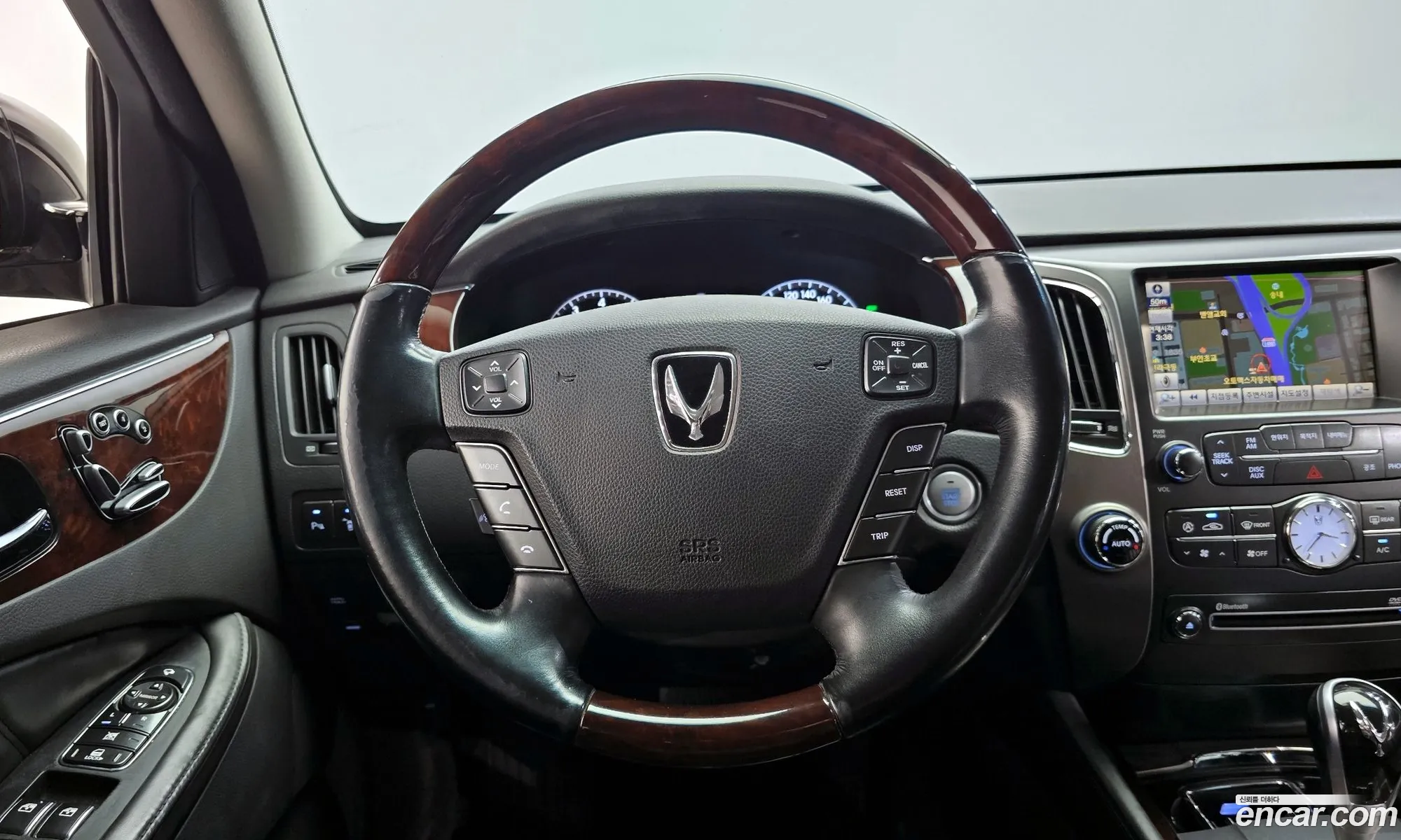 Hyundai Equus 2011 — 6