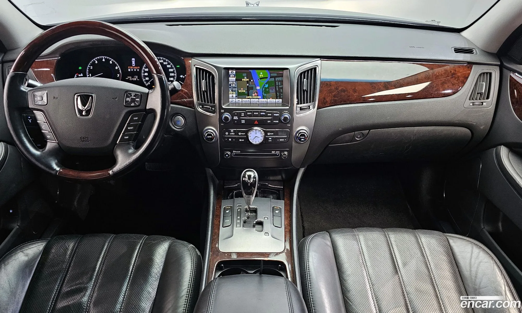 Hyundai Equus 2011 — 20