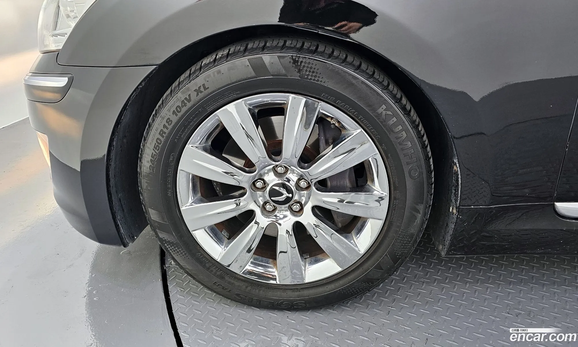 Hyundai Equus 2011 — 15
